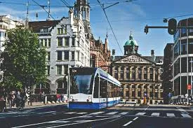 Amsterdam: Lovers Canal Cruise + GVB Amsterdam Public Transport