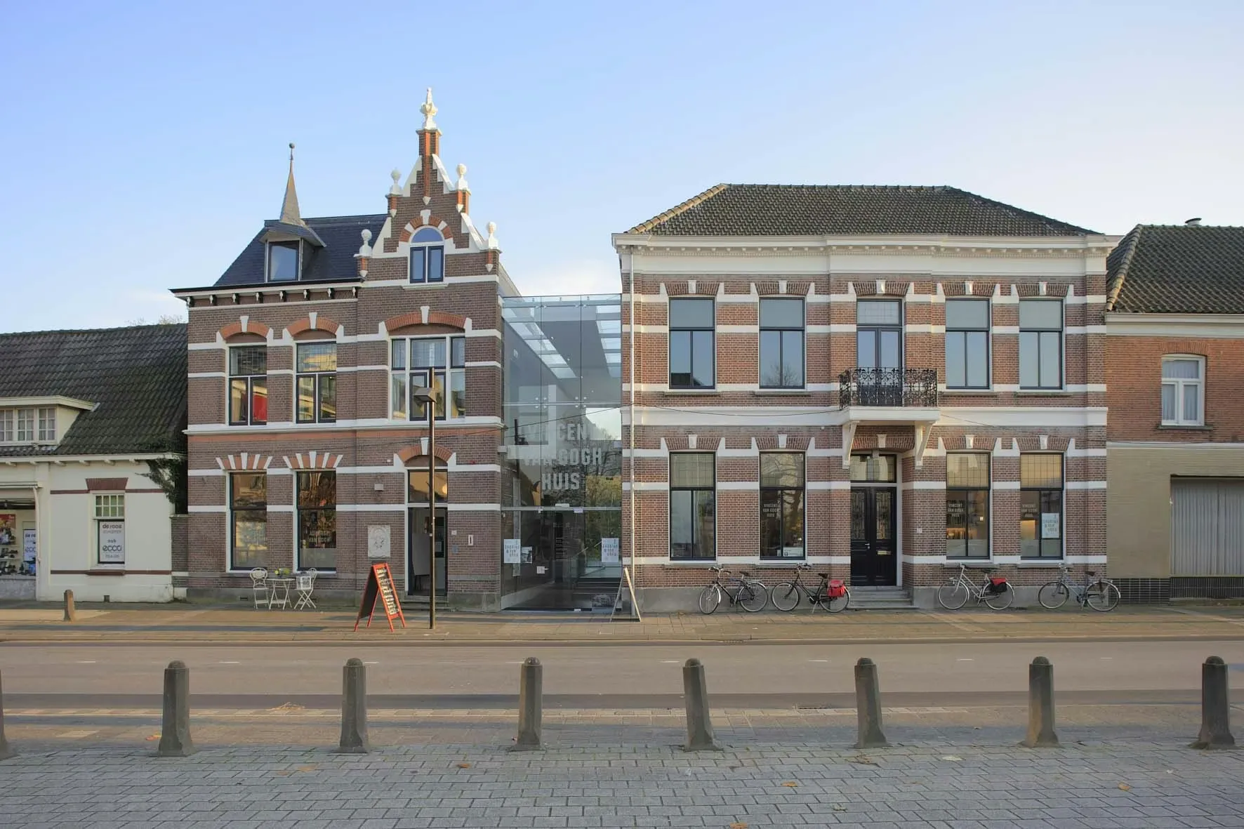 Van Gogh House Exterior