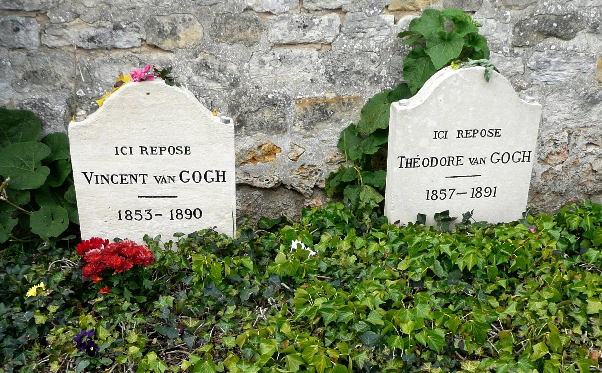 Graves of Vincent and Theo van Gogh