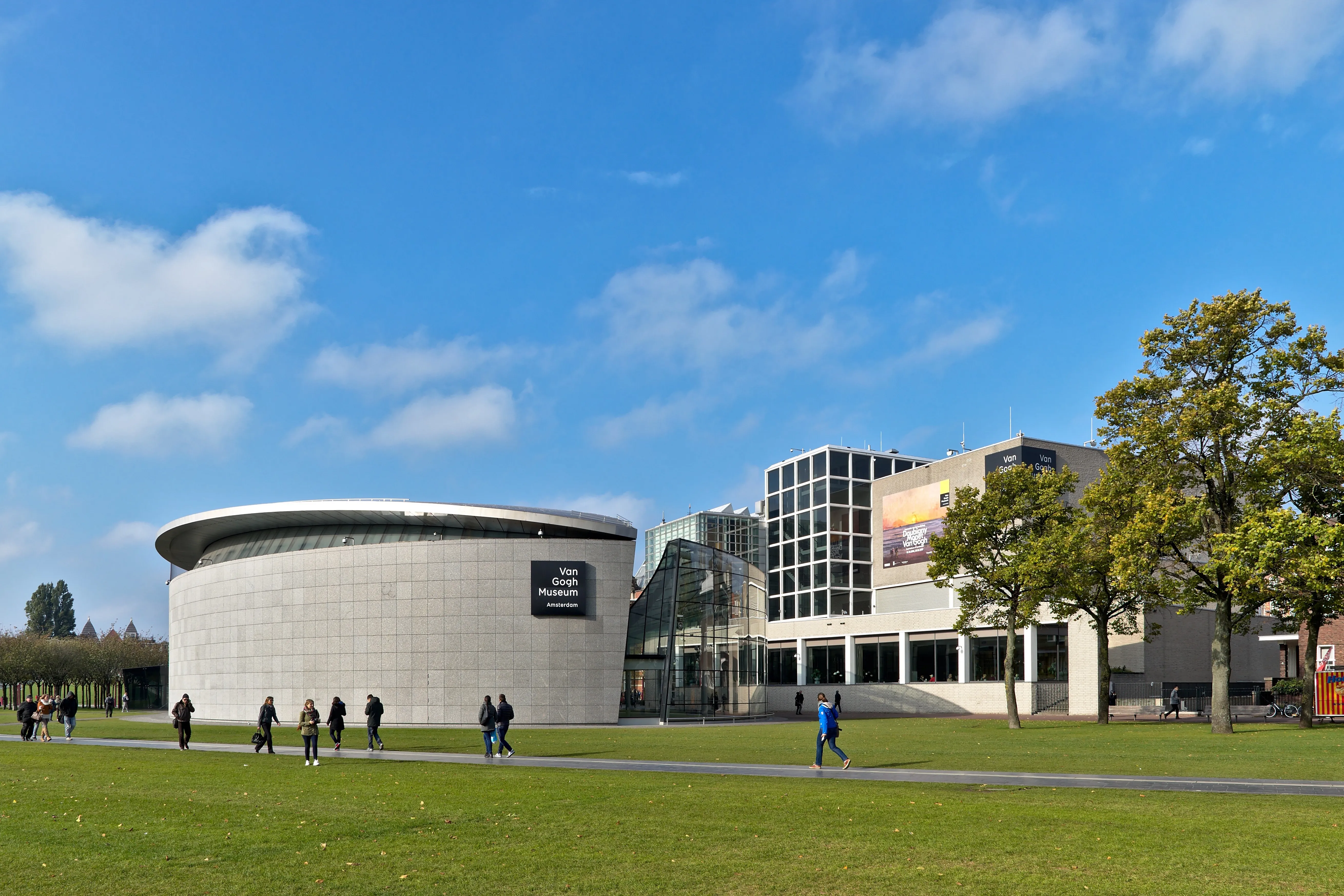 Van Gogh Museum Amsterdam: Complete 2026 Guide (Tickets, Highlights, Tips)