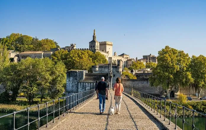 One Perfect Day in Avignon Center Built Around the Palais des Papes