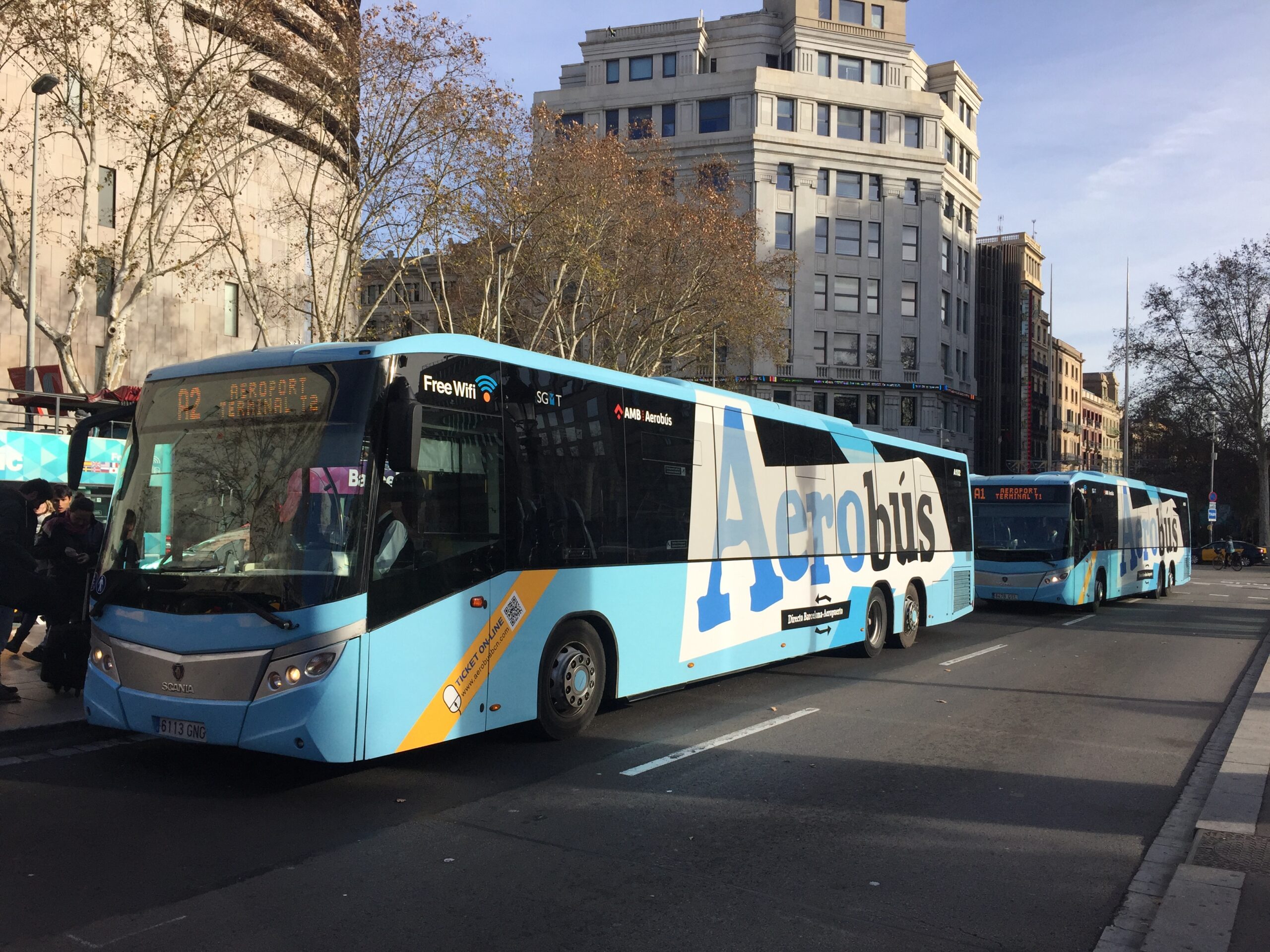 Aerobus at city stop