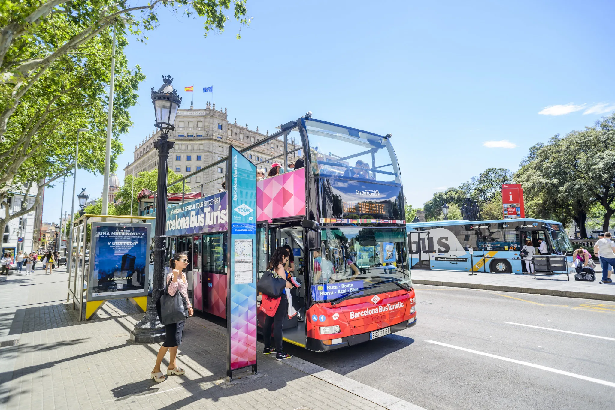 Hop-on hop-off bus stop in Barcelona