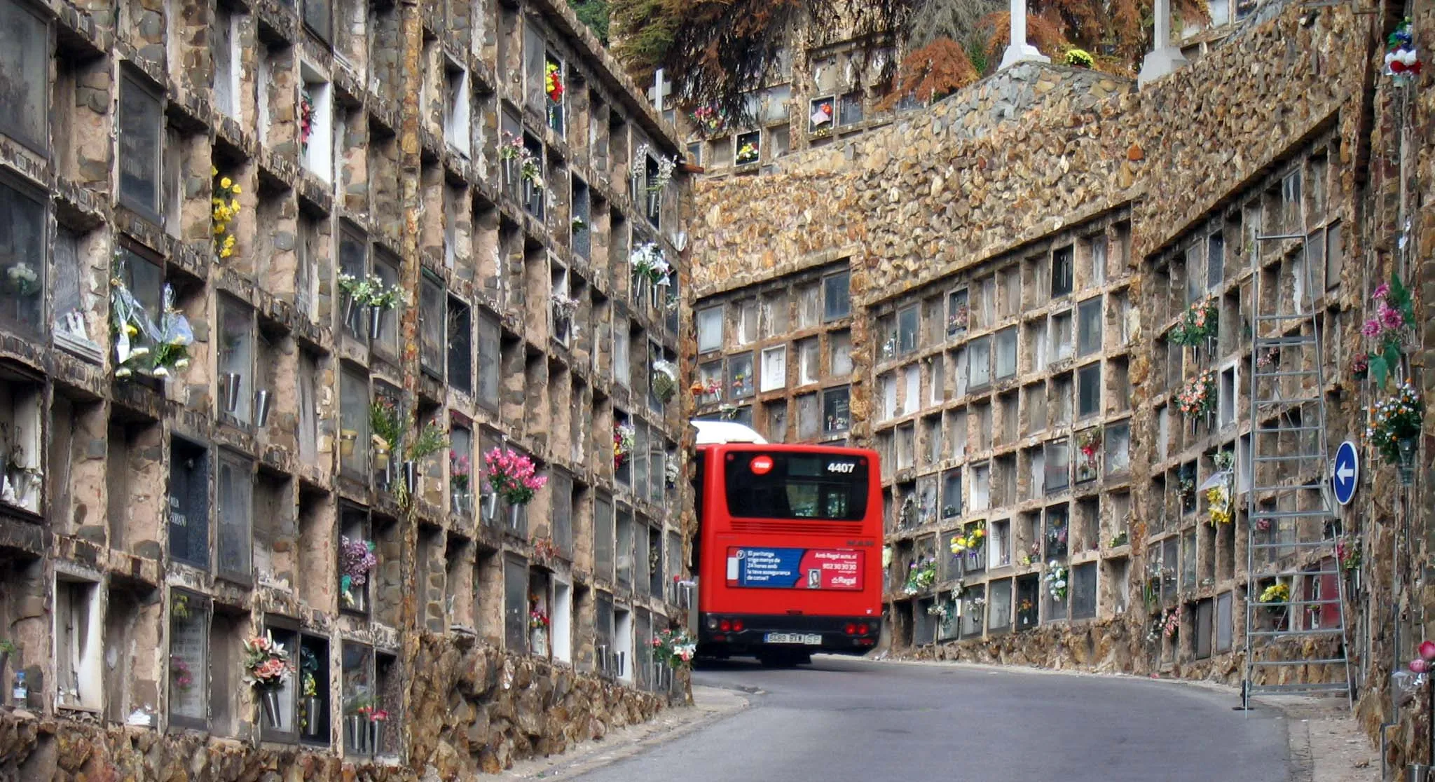 Bus on Montjuïc road