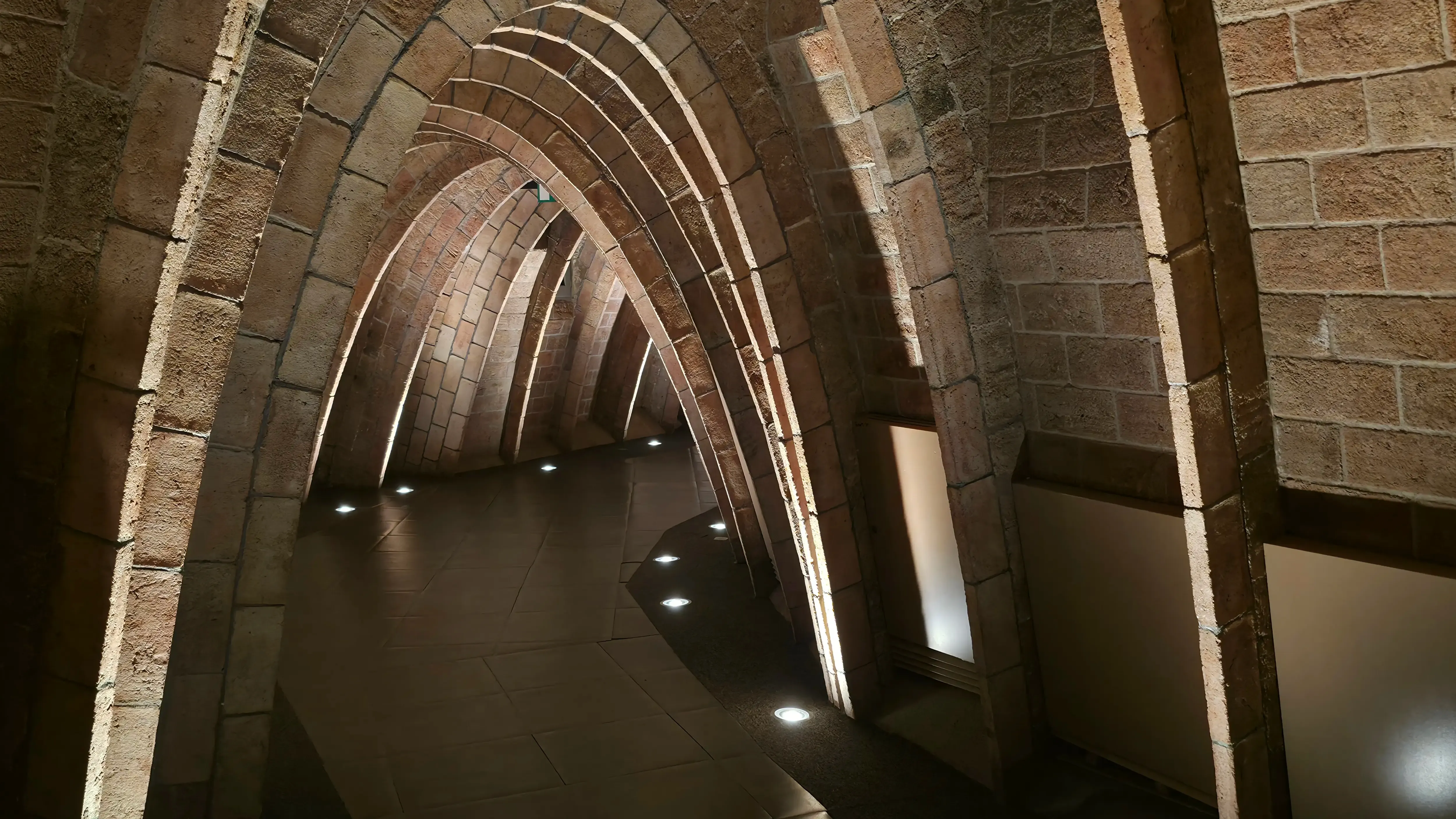 Museum and Exhibitions: Attic Arches, Models, and Changing Shows