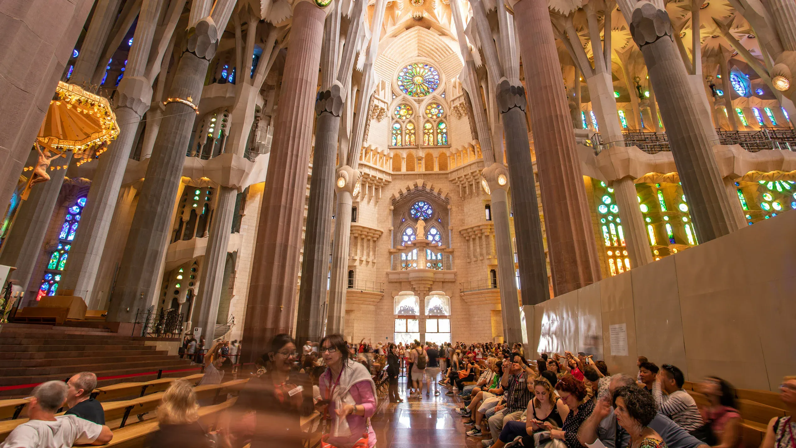 Visiting the Sagrada Família: Best Times, Dress Code, and Accessibility