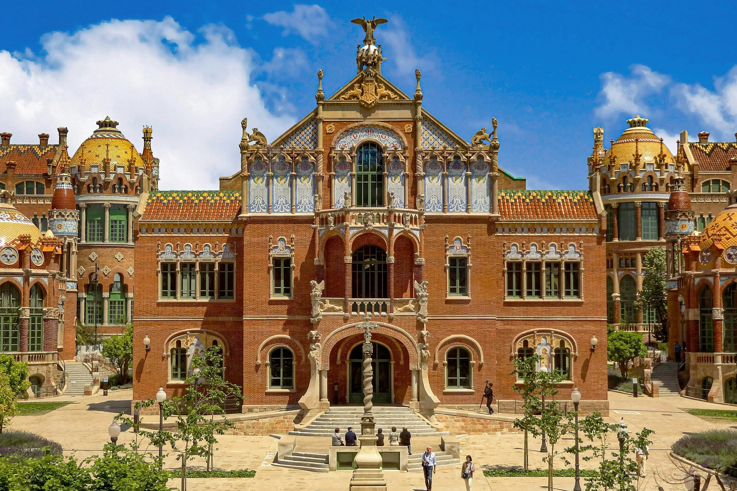 Main entrance of the Sant Pau modernist complex