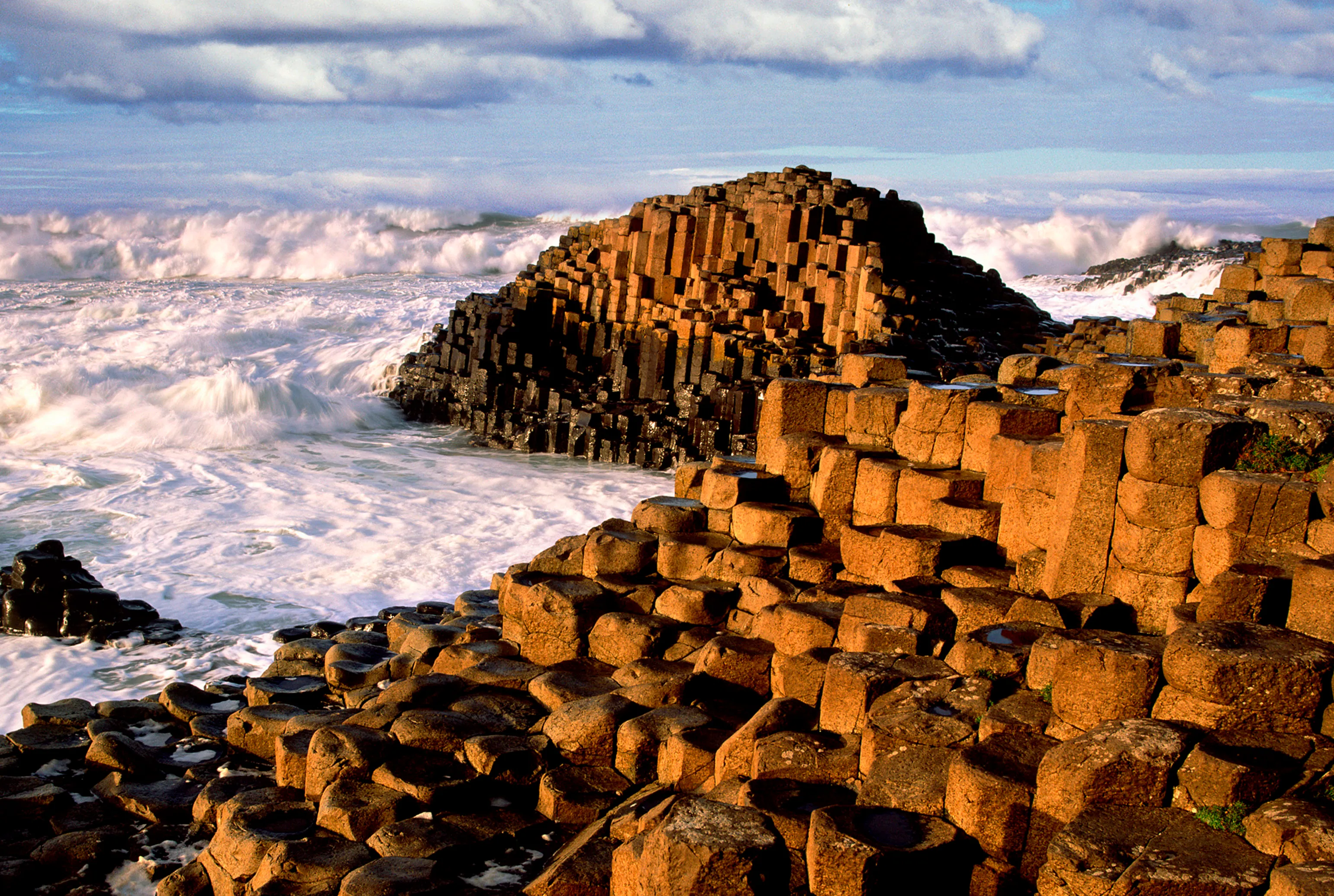 Storm Sea and Basalt: A Dramatic Day at Giant's Causeway