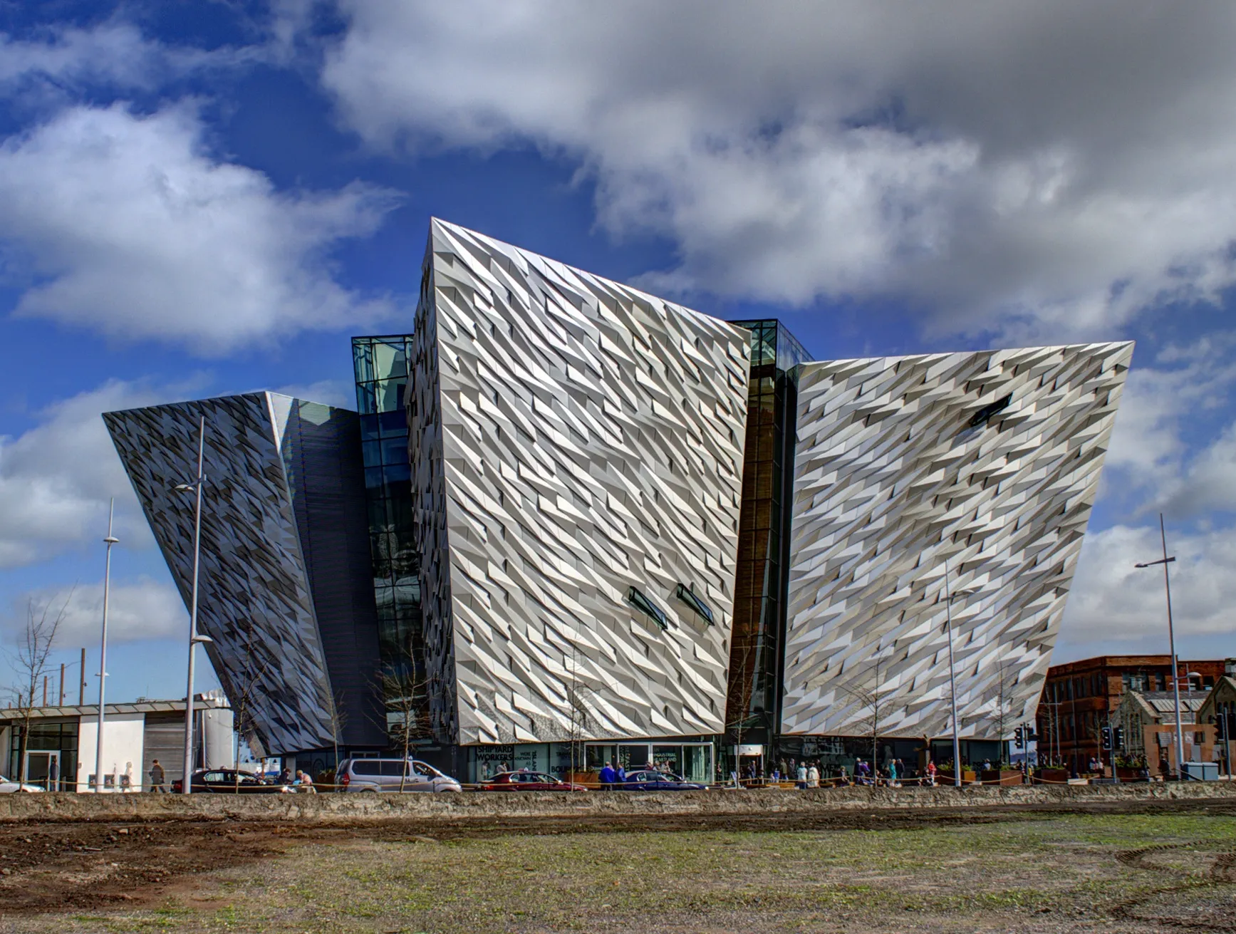 Titanic Belfast + Hop-on Hop-off Bus Belfast