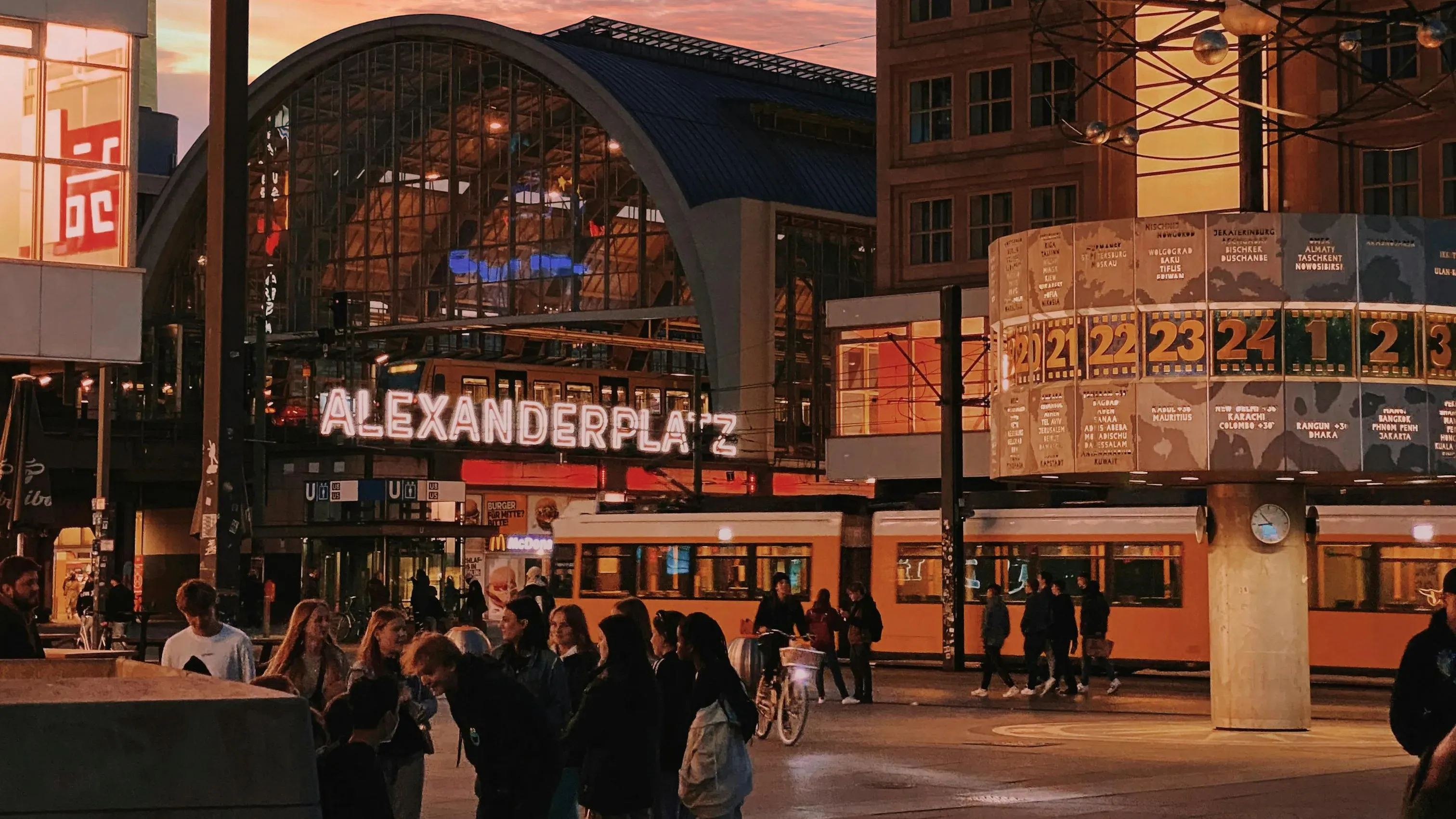 Alexanderplatz Train Station