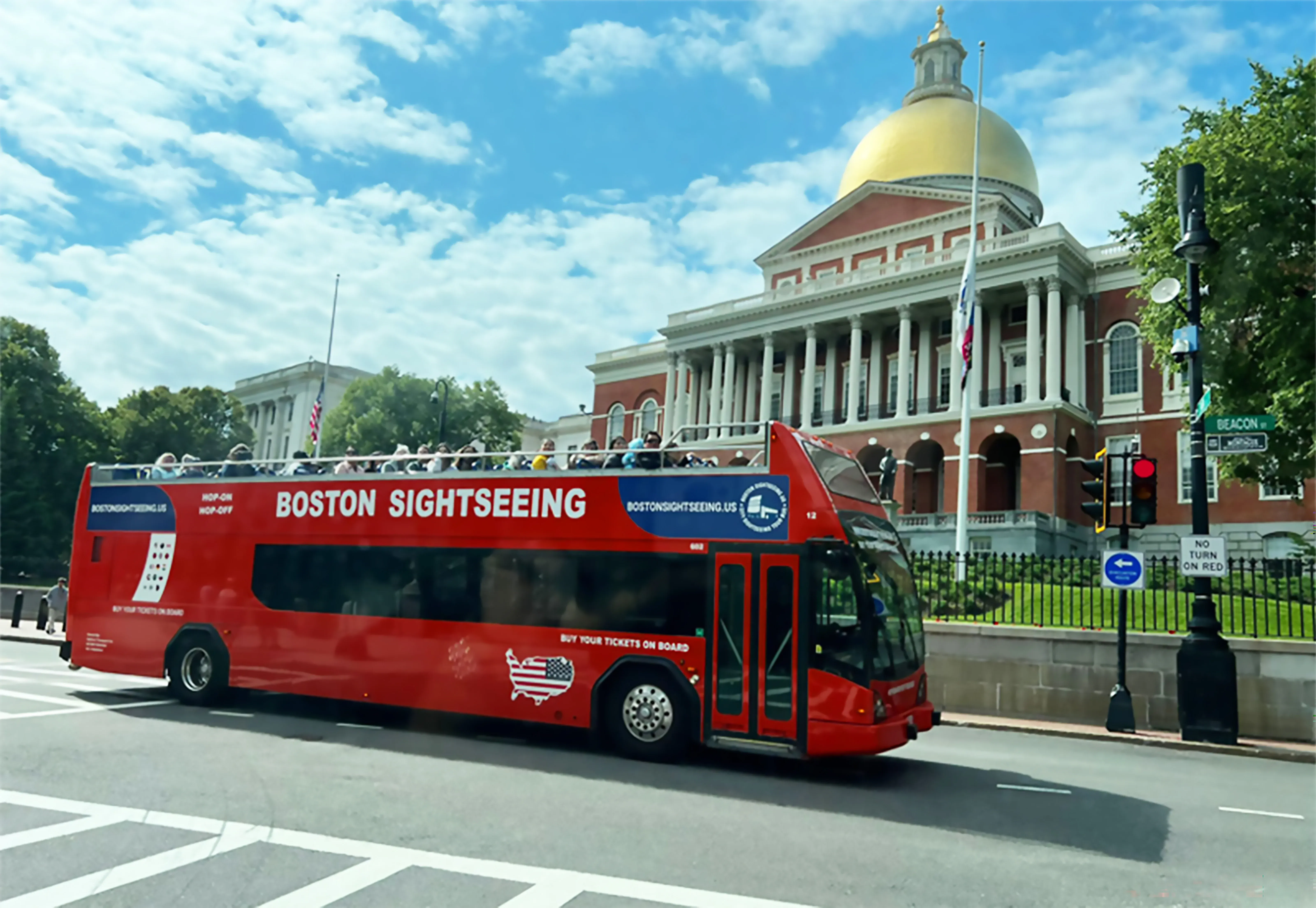 Boston Hop-On Hop-Off: Complete Introduction & How to Use the Bus
