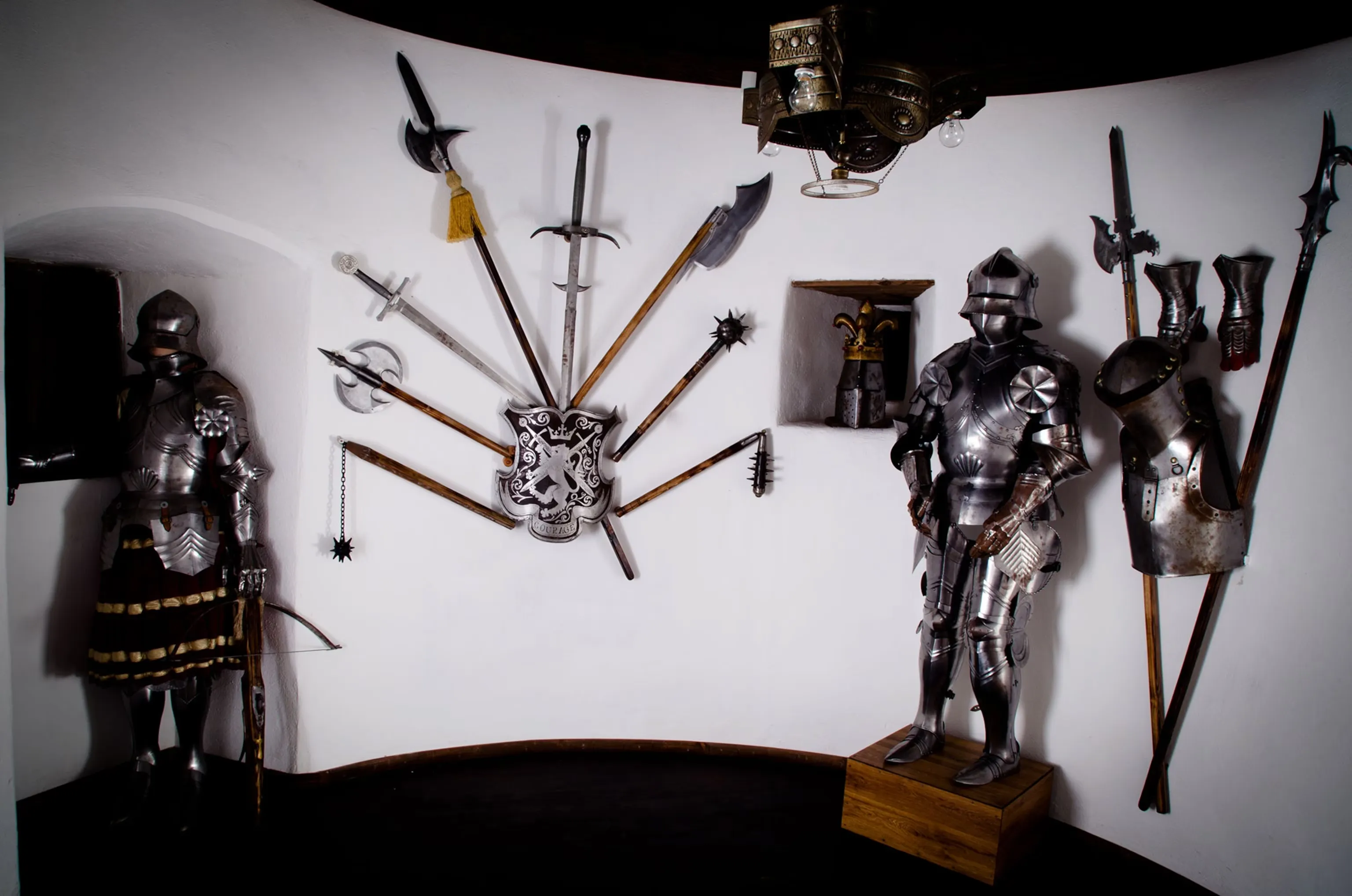 Interior armour and weapons