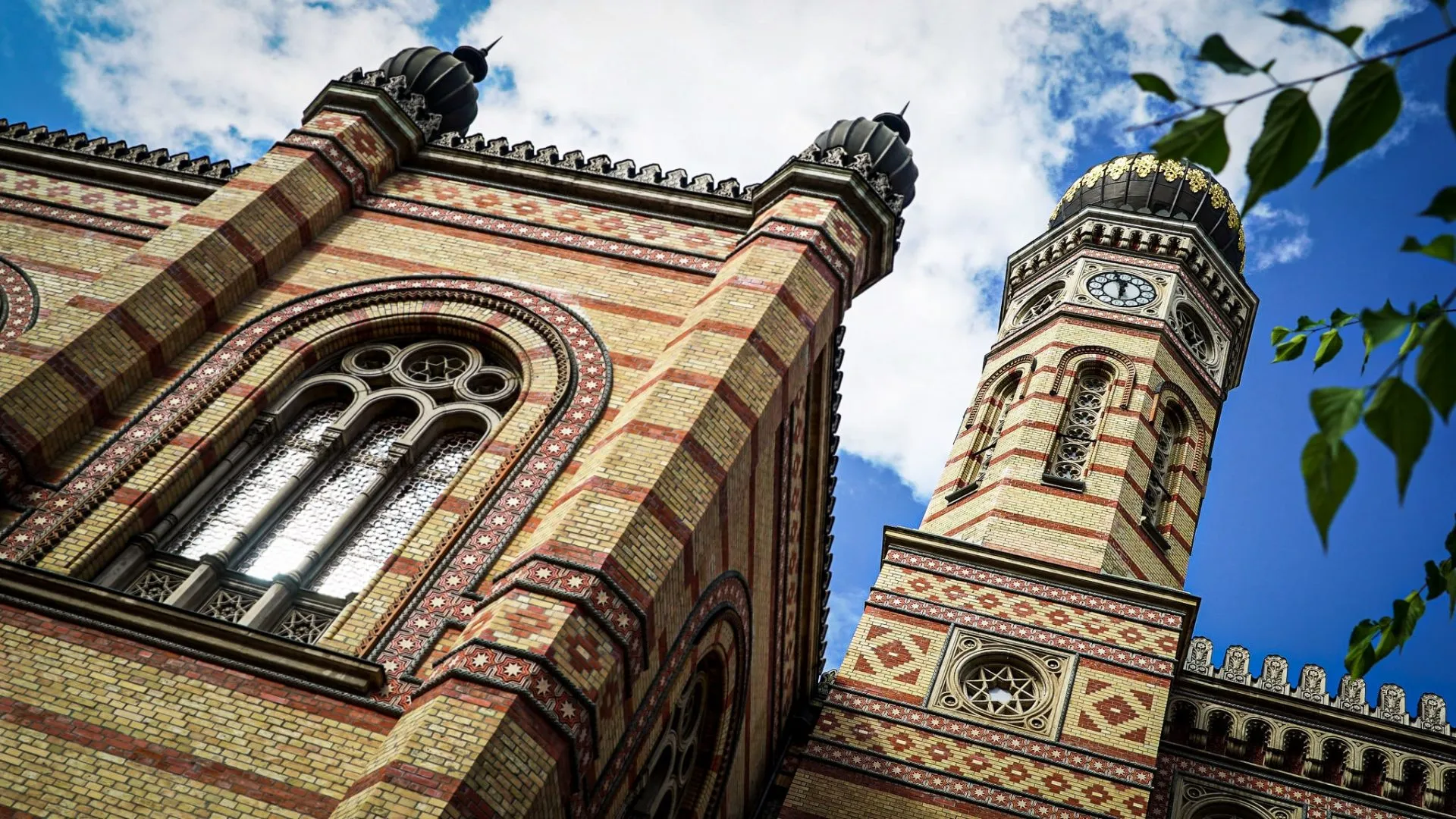 Dohany Vs Other Budapest Synagogues: Which Visit Style Fits You?