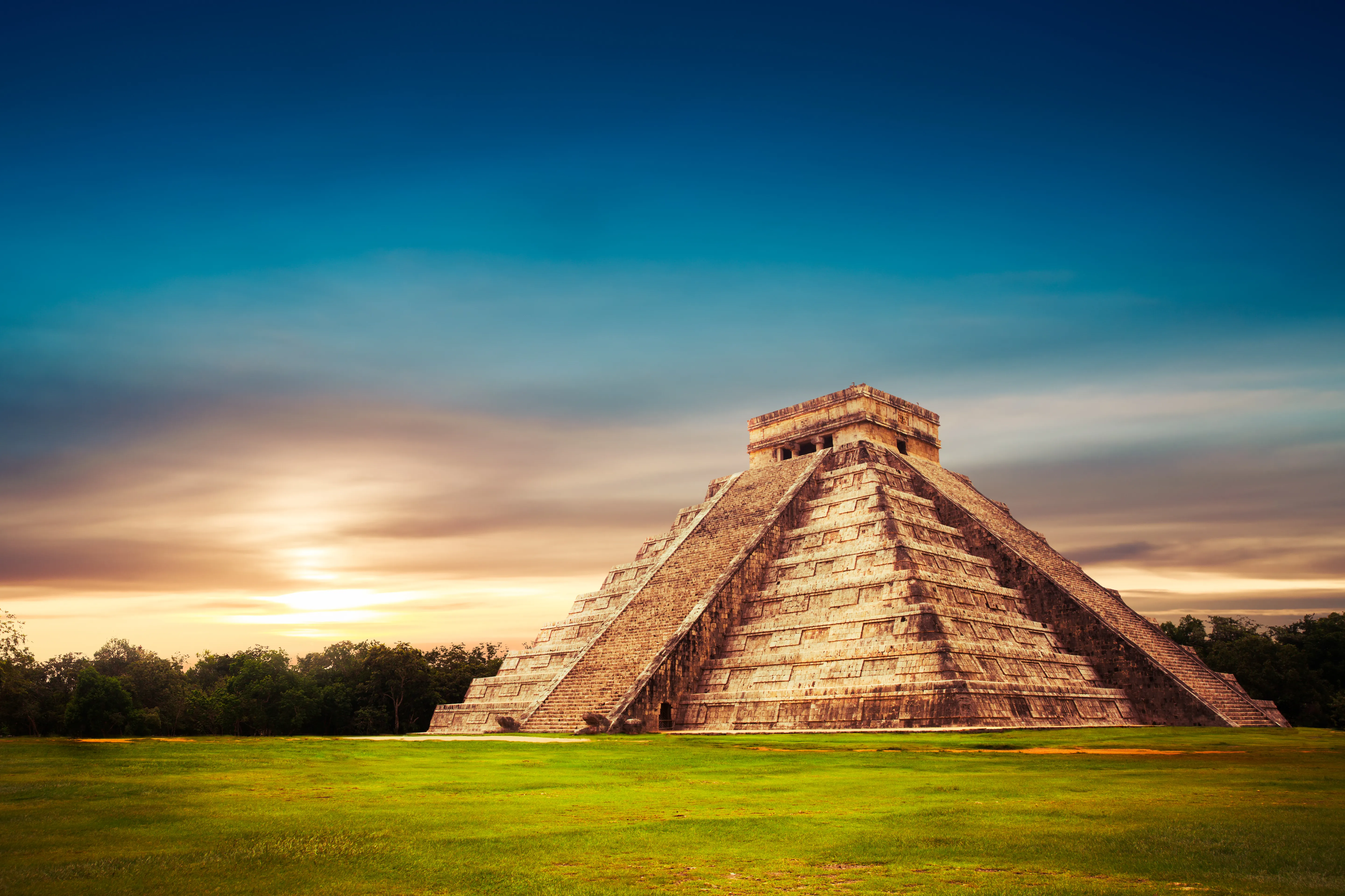 Sunrise view of El Castillo pyramid in Chichen Itza