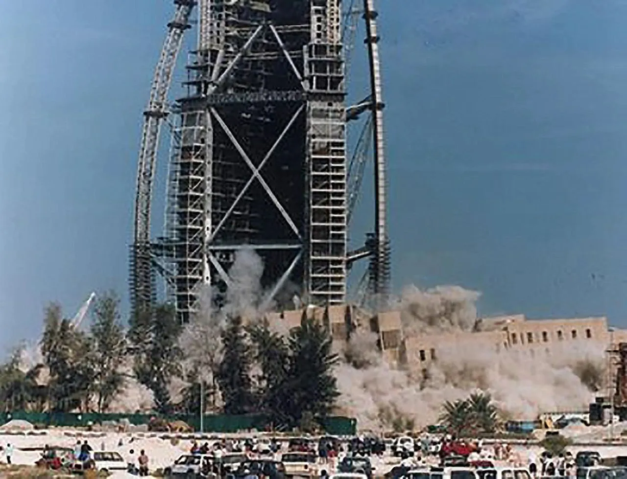 1998 front building demolition