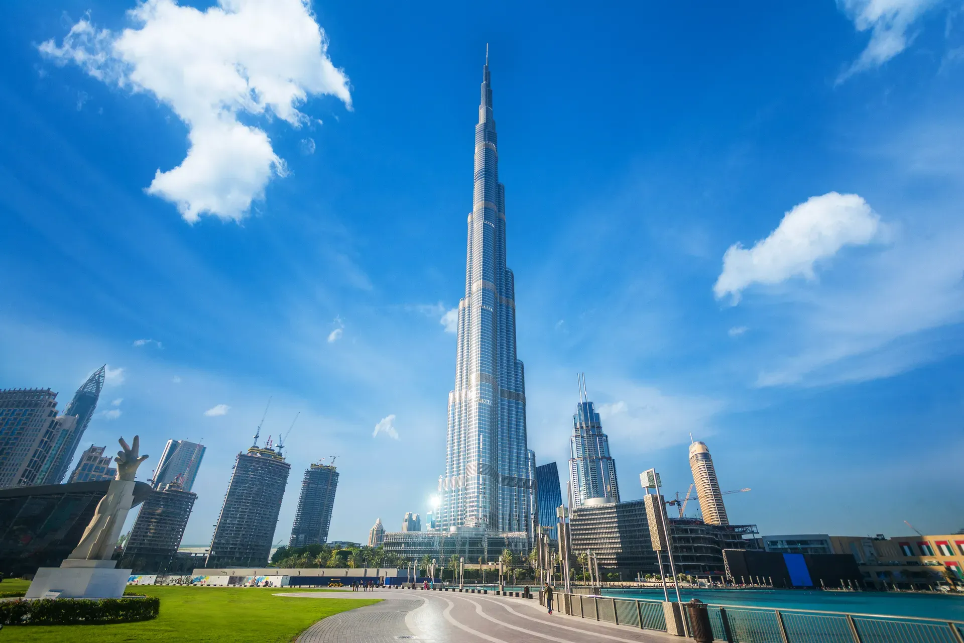 Burj Khalifa exterior with Downtown Dubai skyline