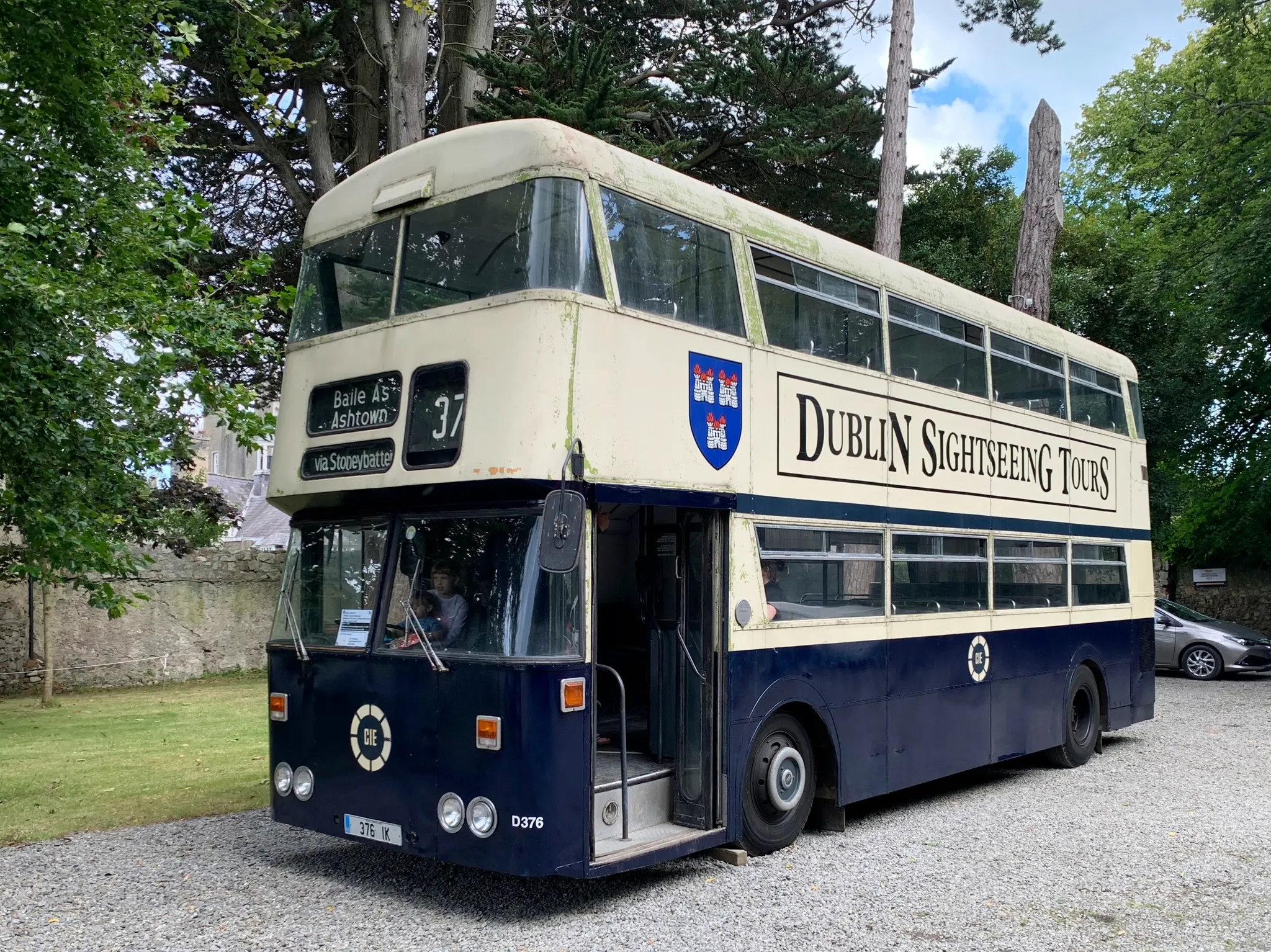Leyland Atlantean (side view)