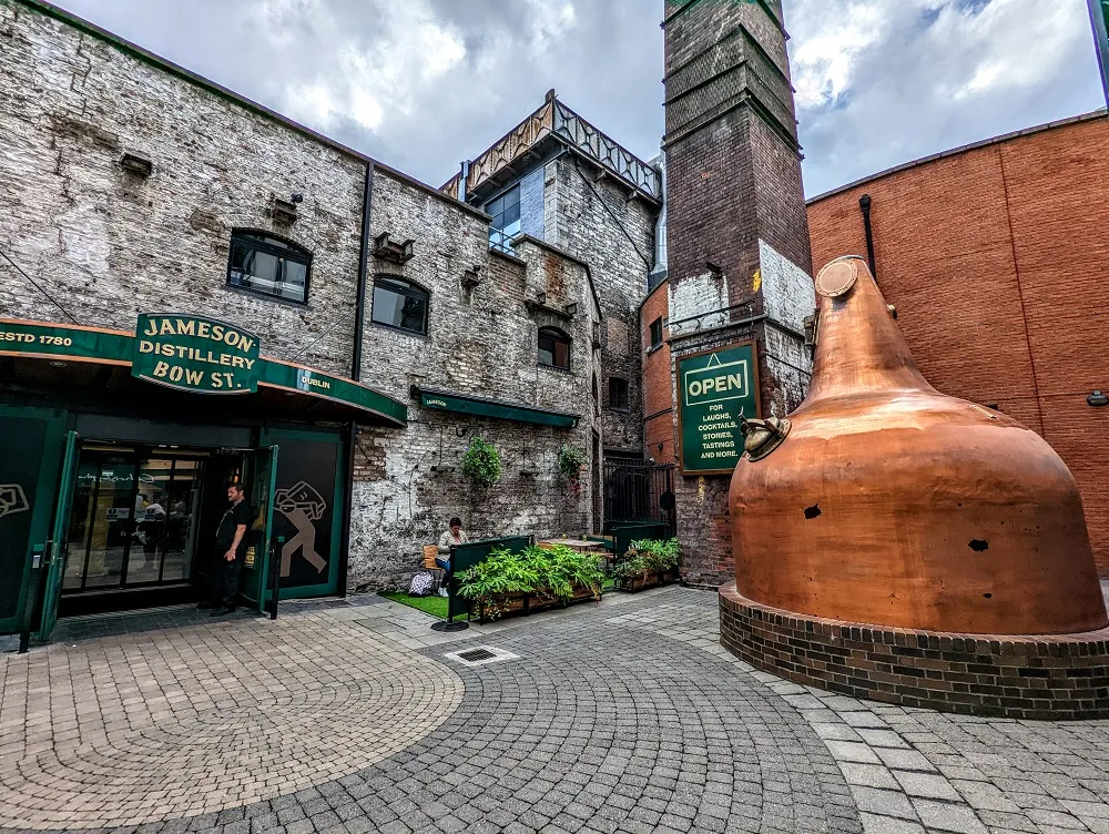 Jameson Distillery with Dublin Pass: Storytelling, Tasting, and Flow