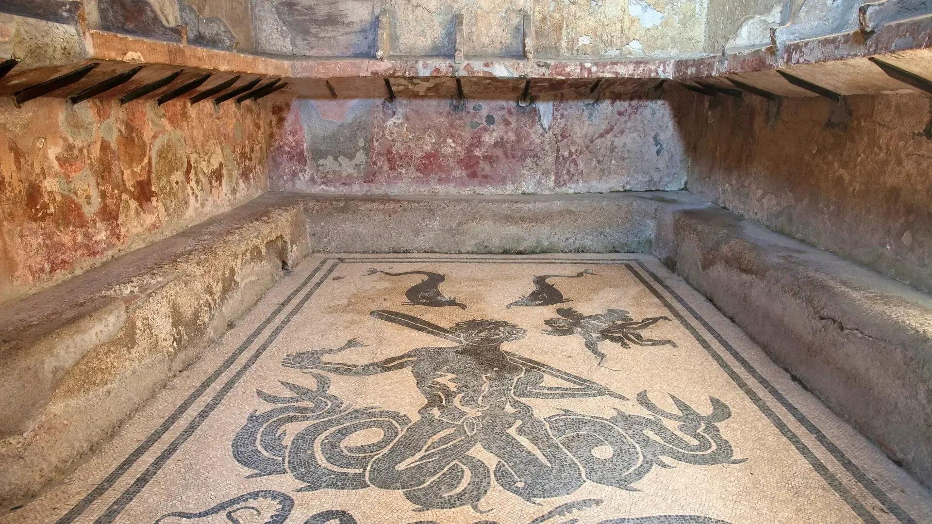 Roman floor mosaic at Herculaneum