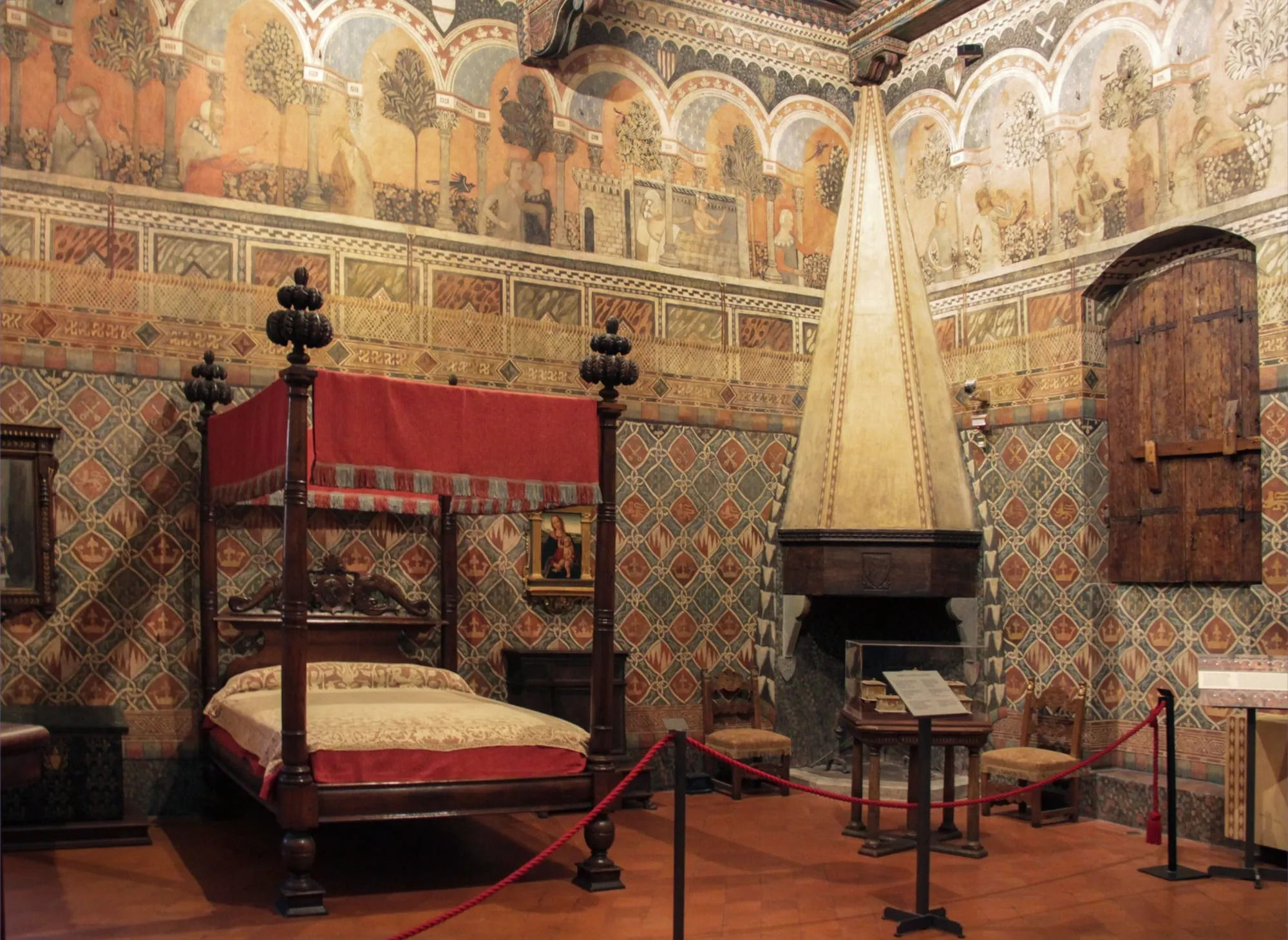 Historic Florentine bedroom interior