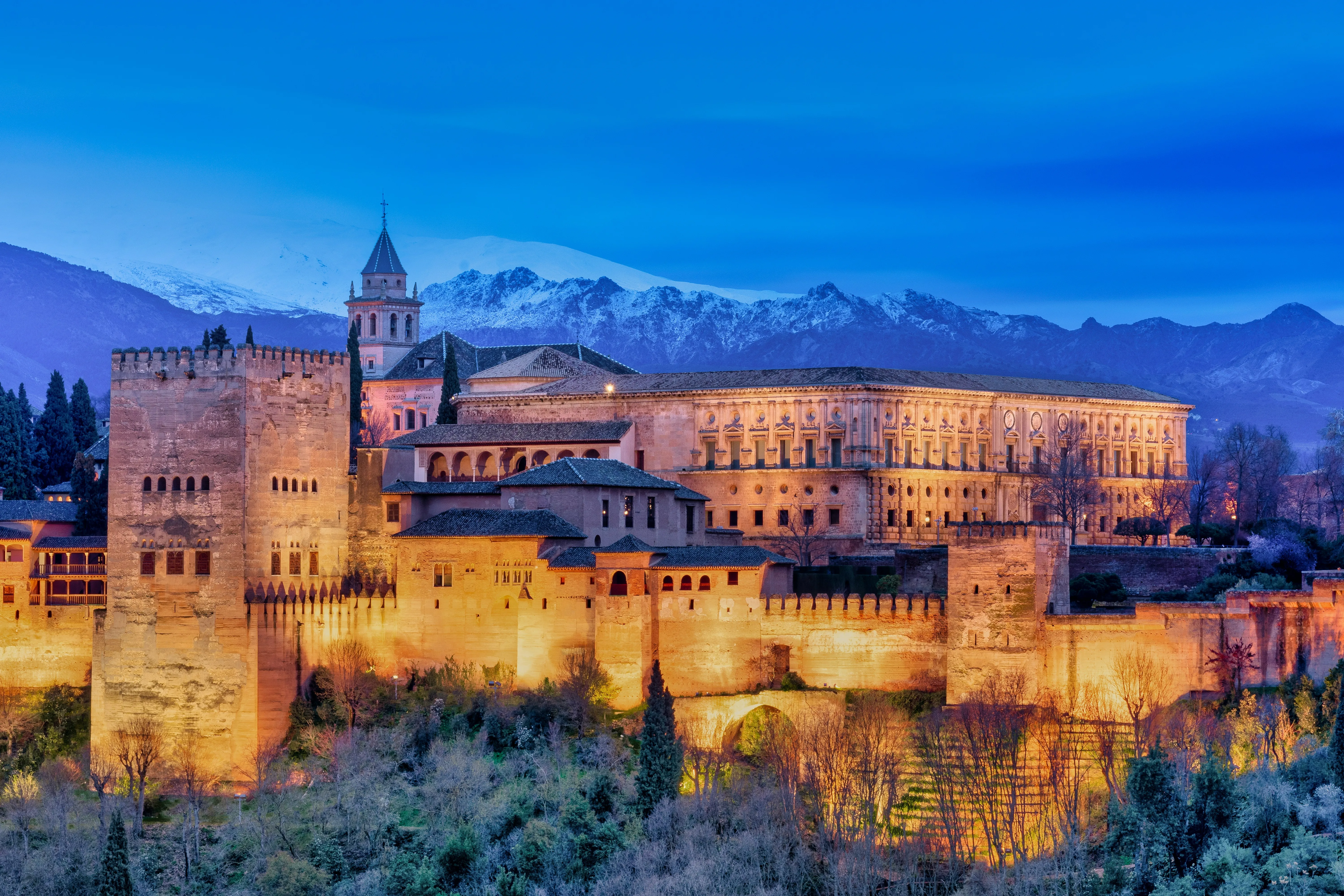 Alhambra: A Complete History, Architecture, and Legacy