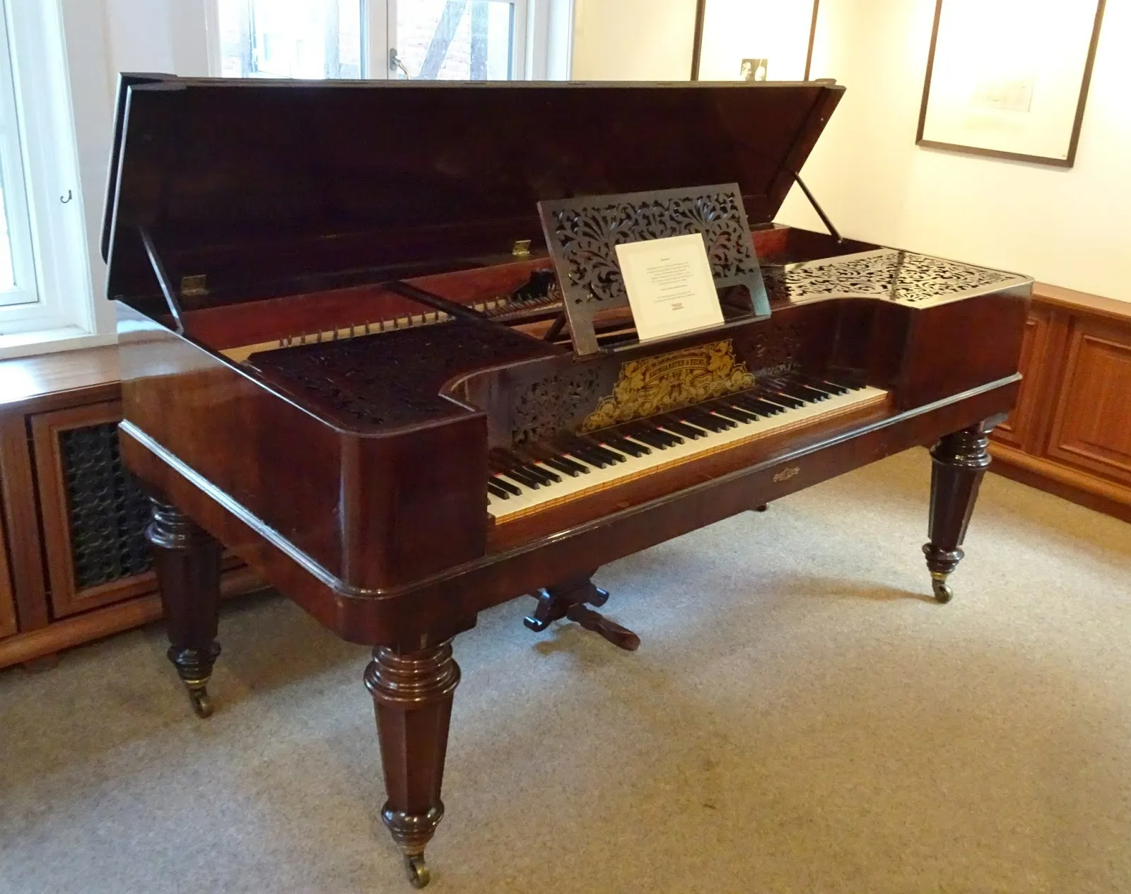Brahms Museum Piano Room Guide: Intimacy, Acoustics, and Composer Atmosphere