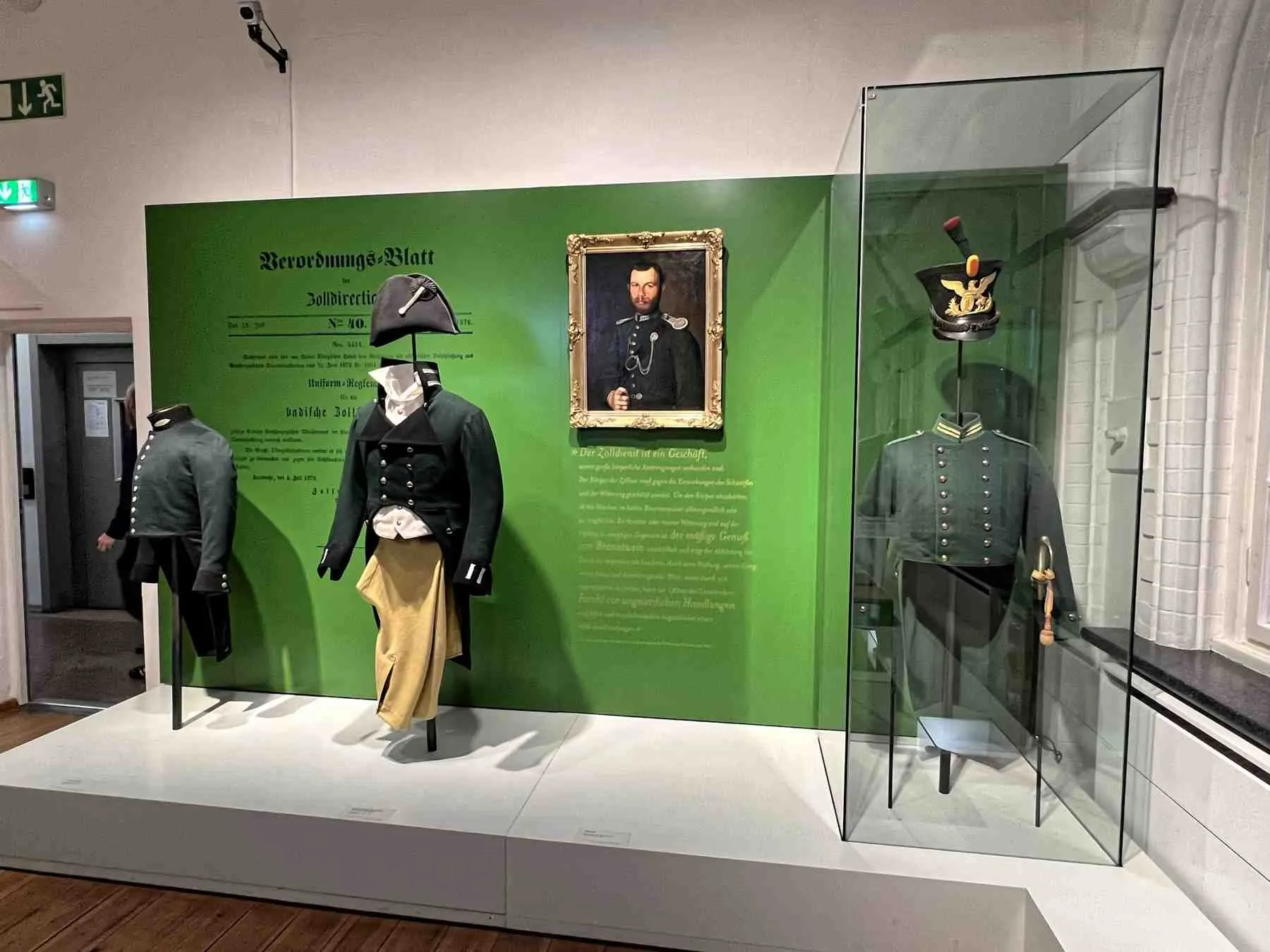 Deutsches Zollmuseum Uniforms and Objects: How to Read Customs History Details