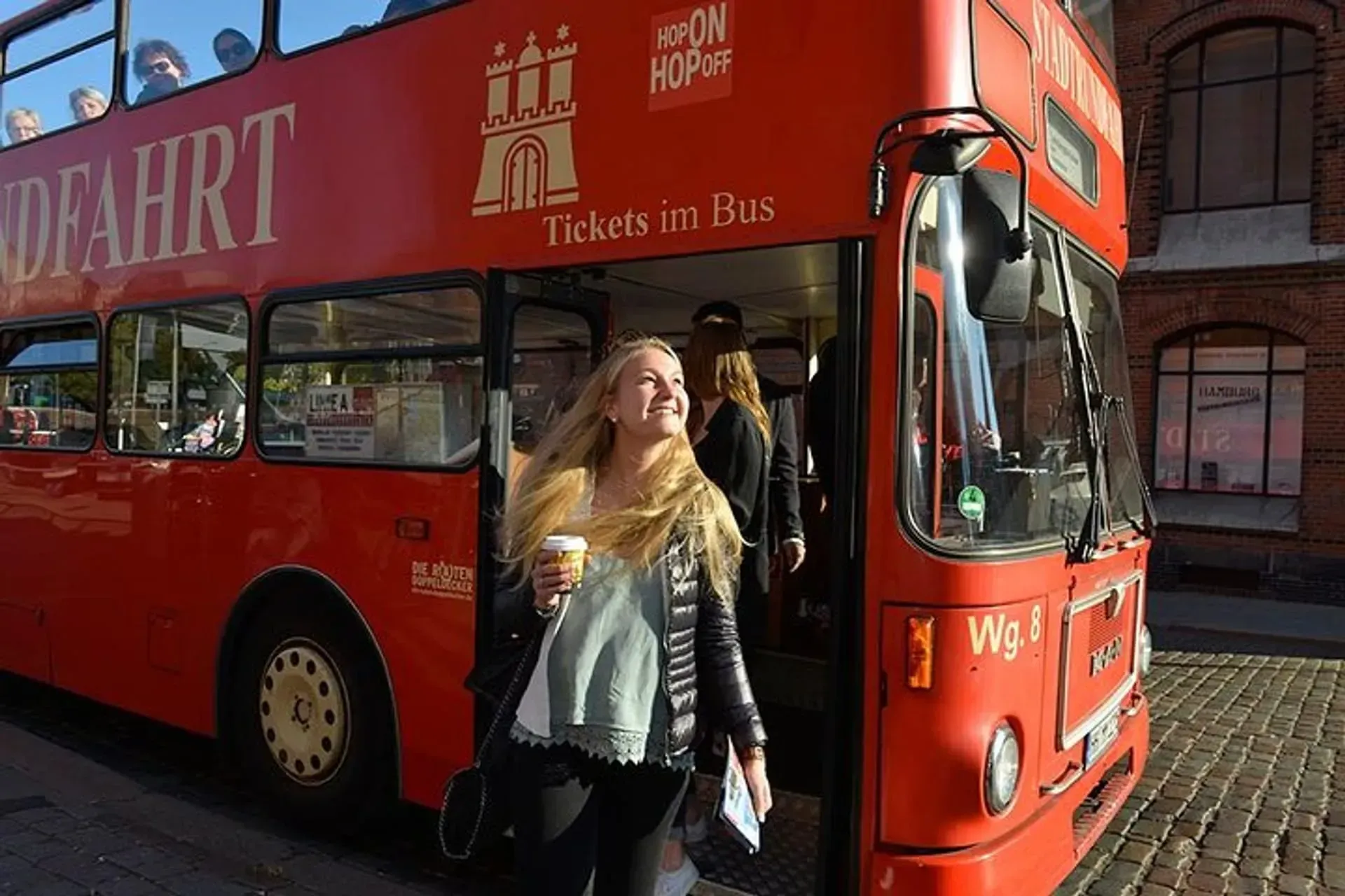 Hamburg with Kids: Family-Friendly CARD Strategy, Transit Flow, and Attraction Picks