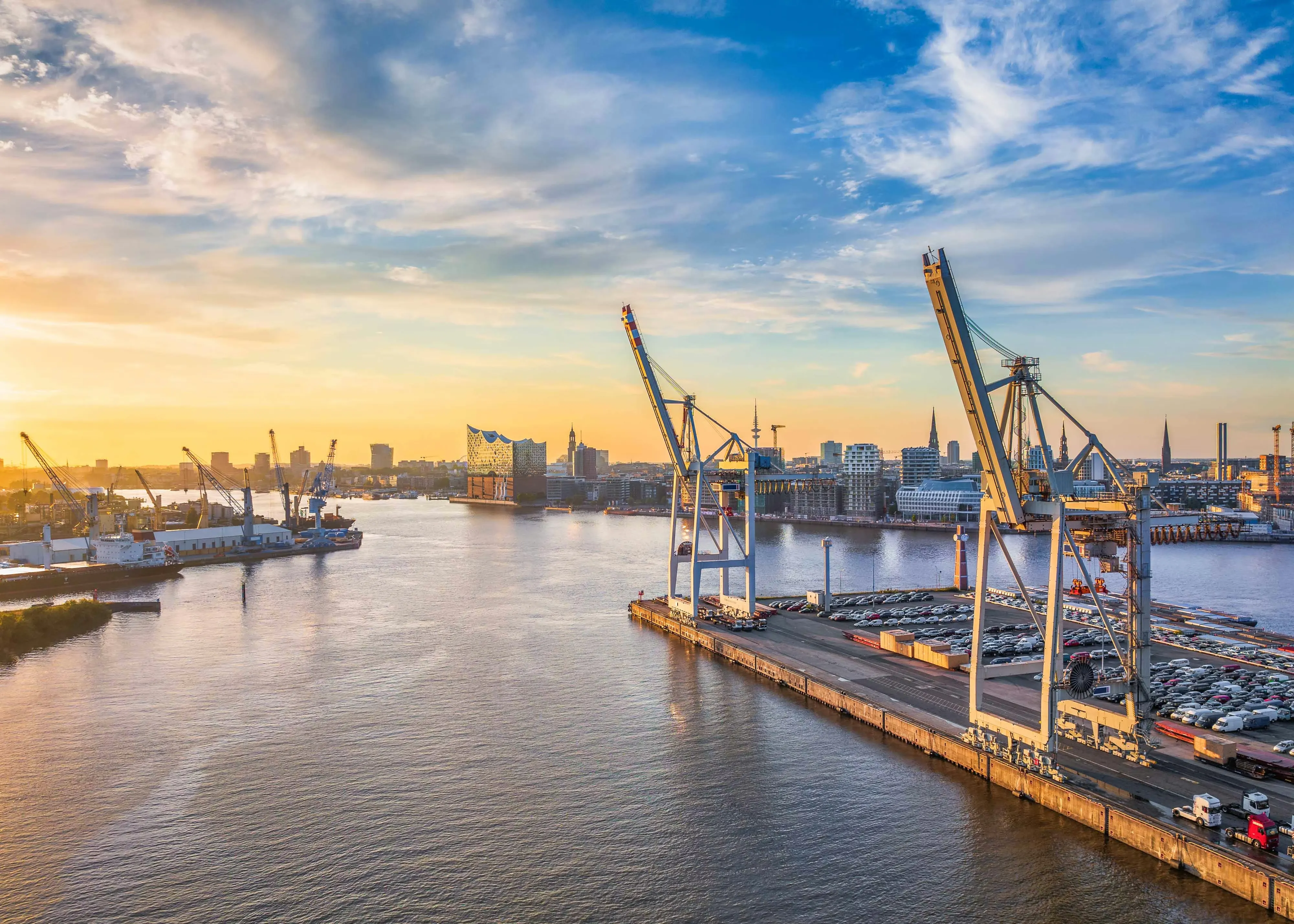 Hamburg Harbor Cruises: A Complete Review