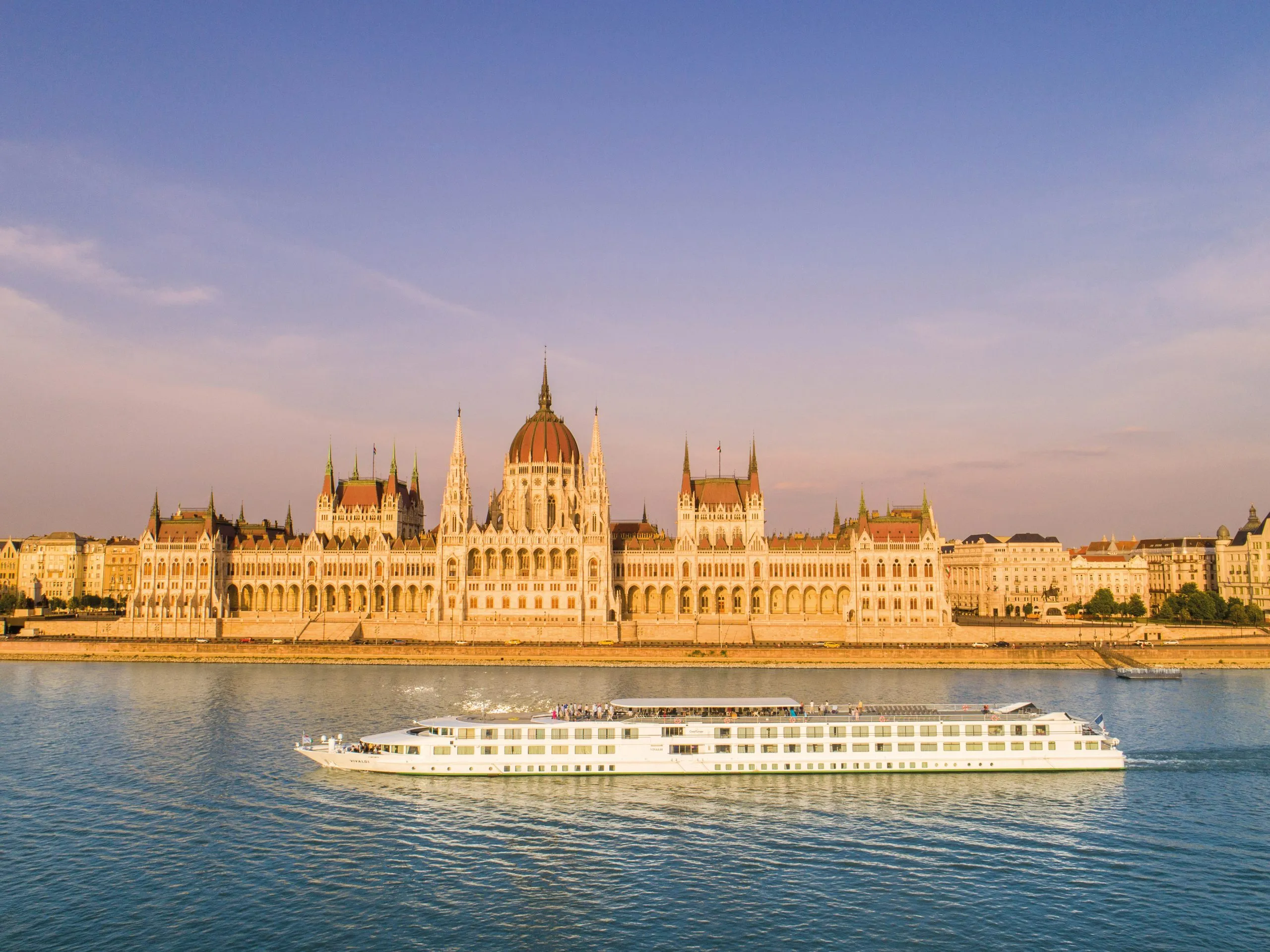 Your First Danube Cruise in Budapest: A Long, Loving Walkthrough from Dock to Last Light