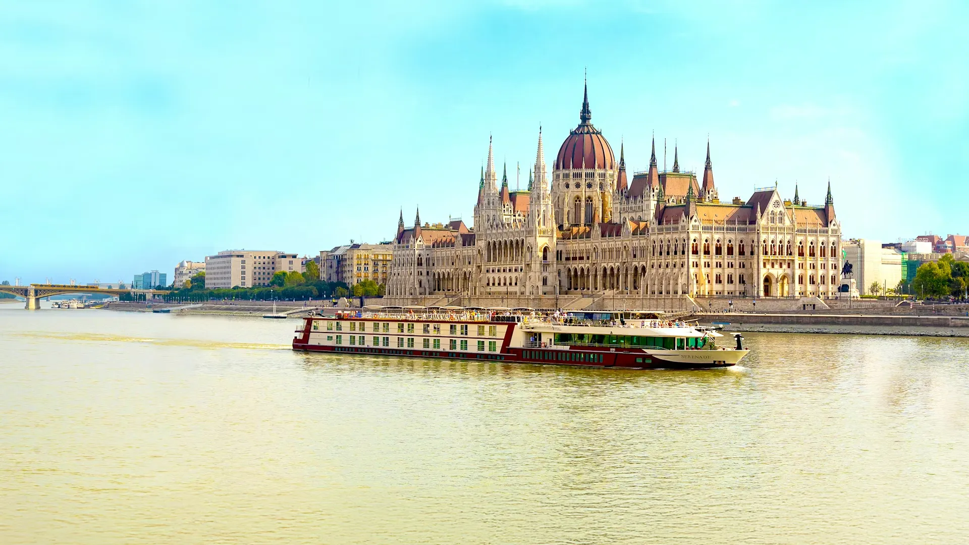 Danube Day Cruise in Budapest: Architecture, Light, and Slow Observation