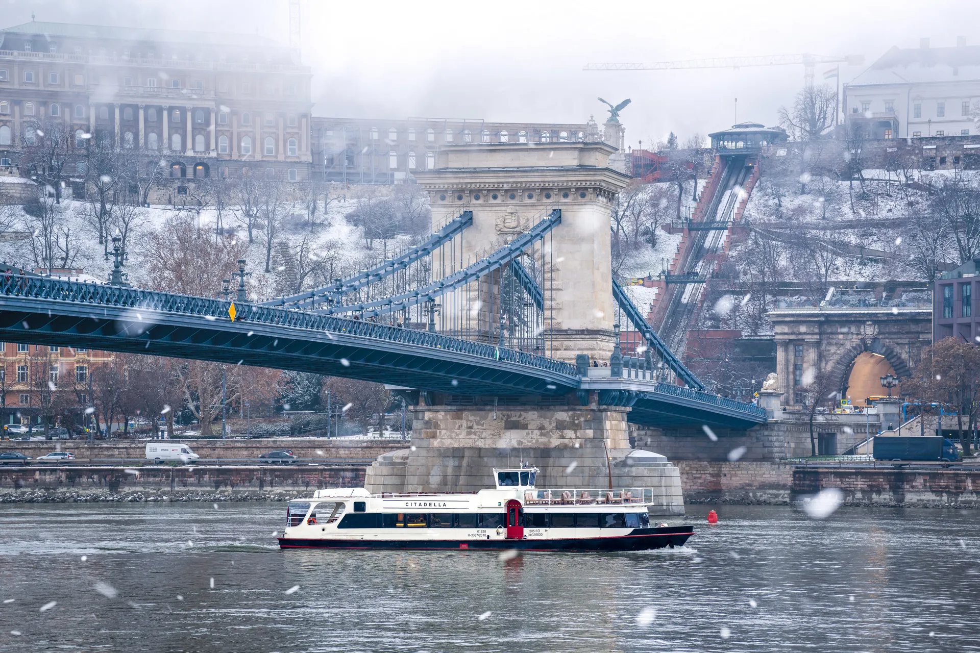 Winter Danube Cruises in Budapest: Steam, Snow, Silence, and Golden Windows