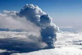 Volcanic eruption smoke in Iceland