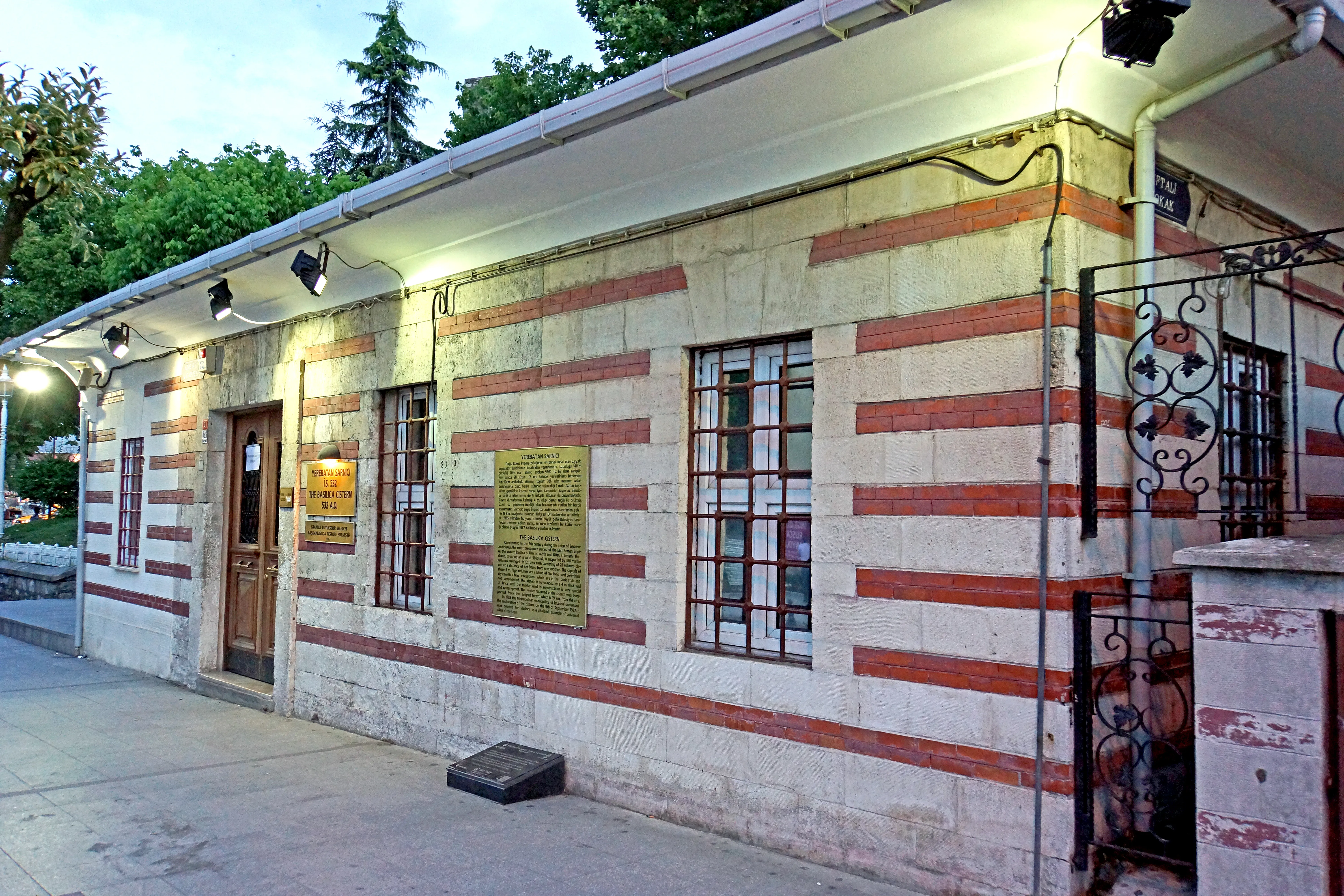 Finding the Hidden Entrance: How to Step Inside the Basilica Cistern