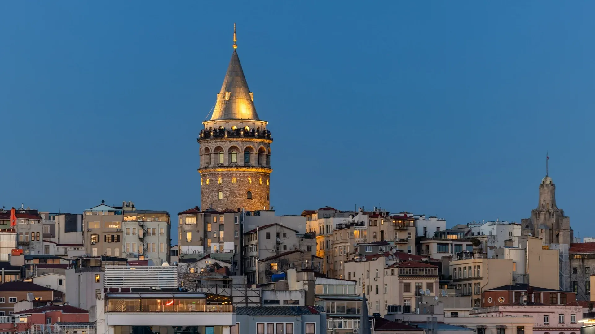 Galata Sunset & Blue Hour Planner: Light, Weather, Wind, Crowds