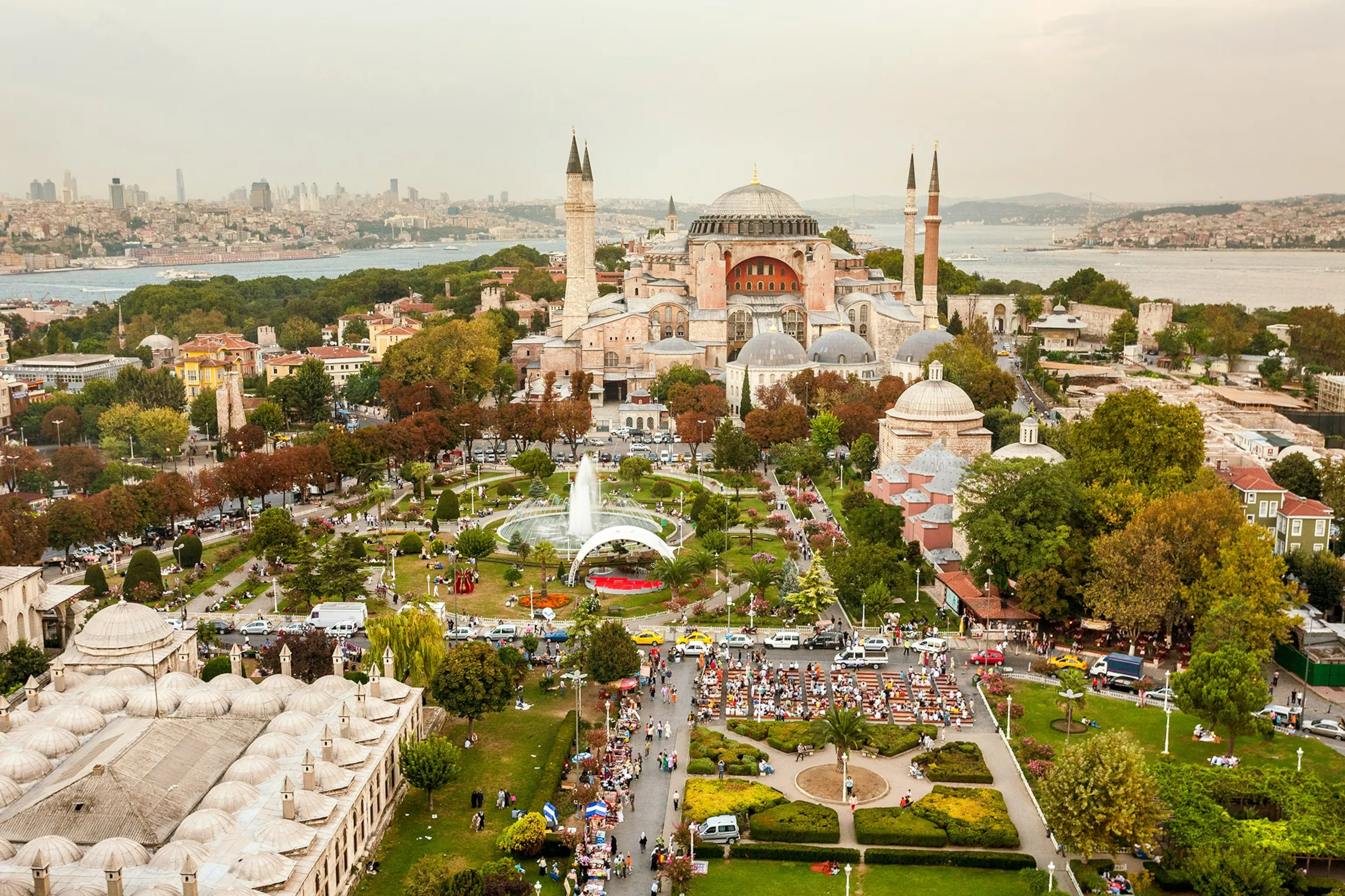 Friday at Hagia Sophia: How to Visit Respectfully and Smoothly