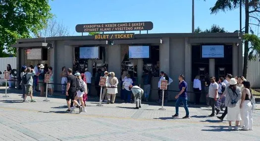 Security & Baggage Policy at Hagia Sophia: What to Expect