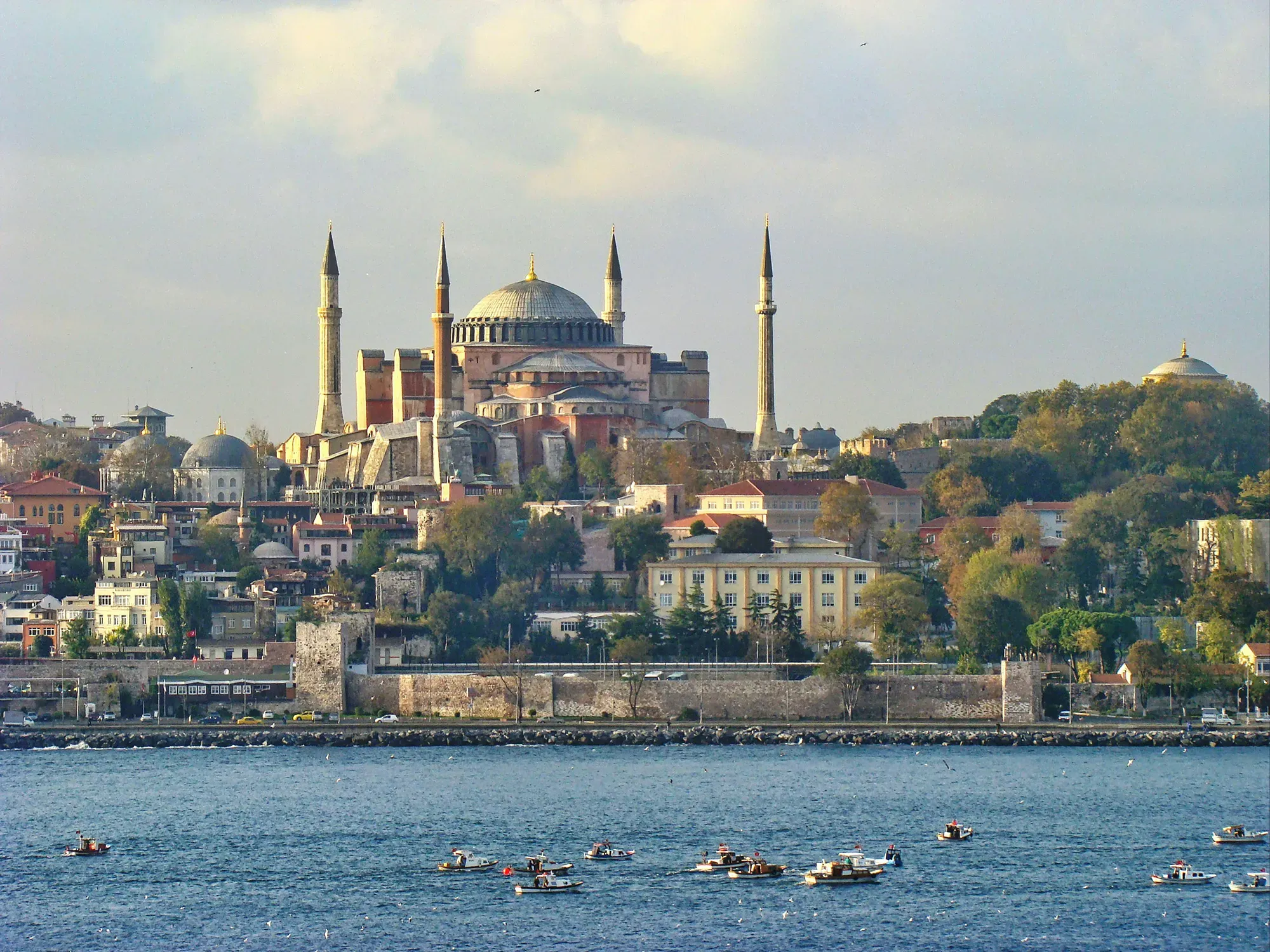 First‑Time Istanbul Itinerary Featuring Hagia Sophia