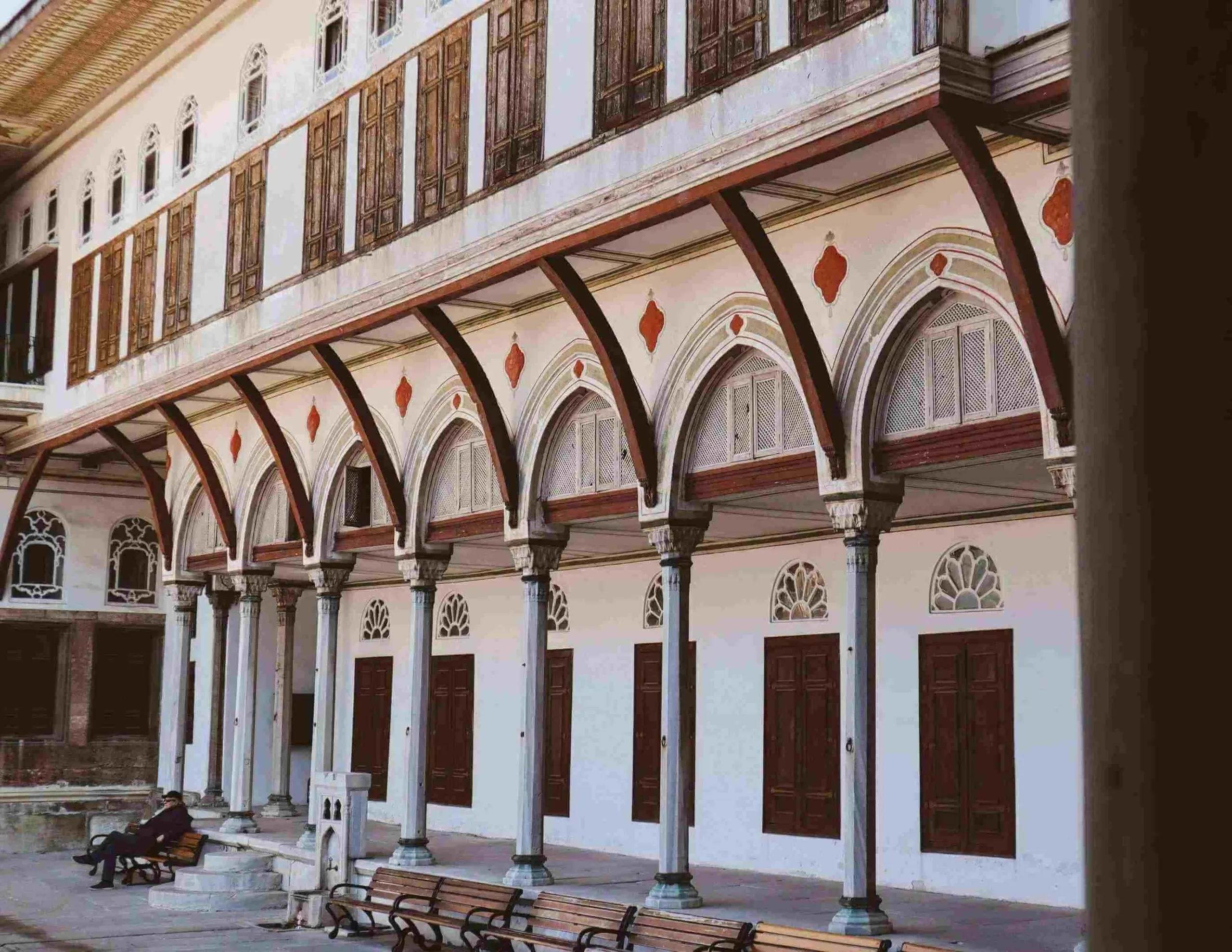 Ottoman columns and arches at Topkapı