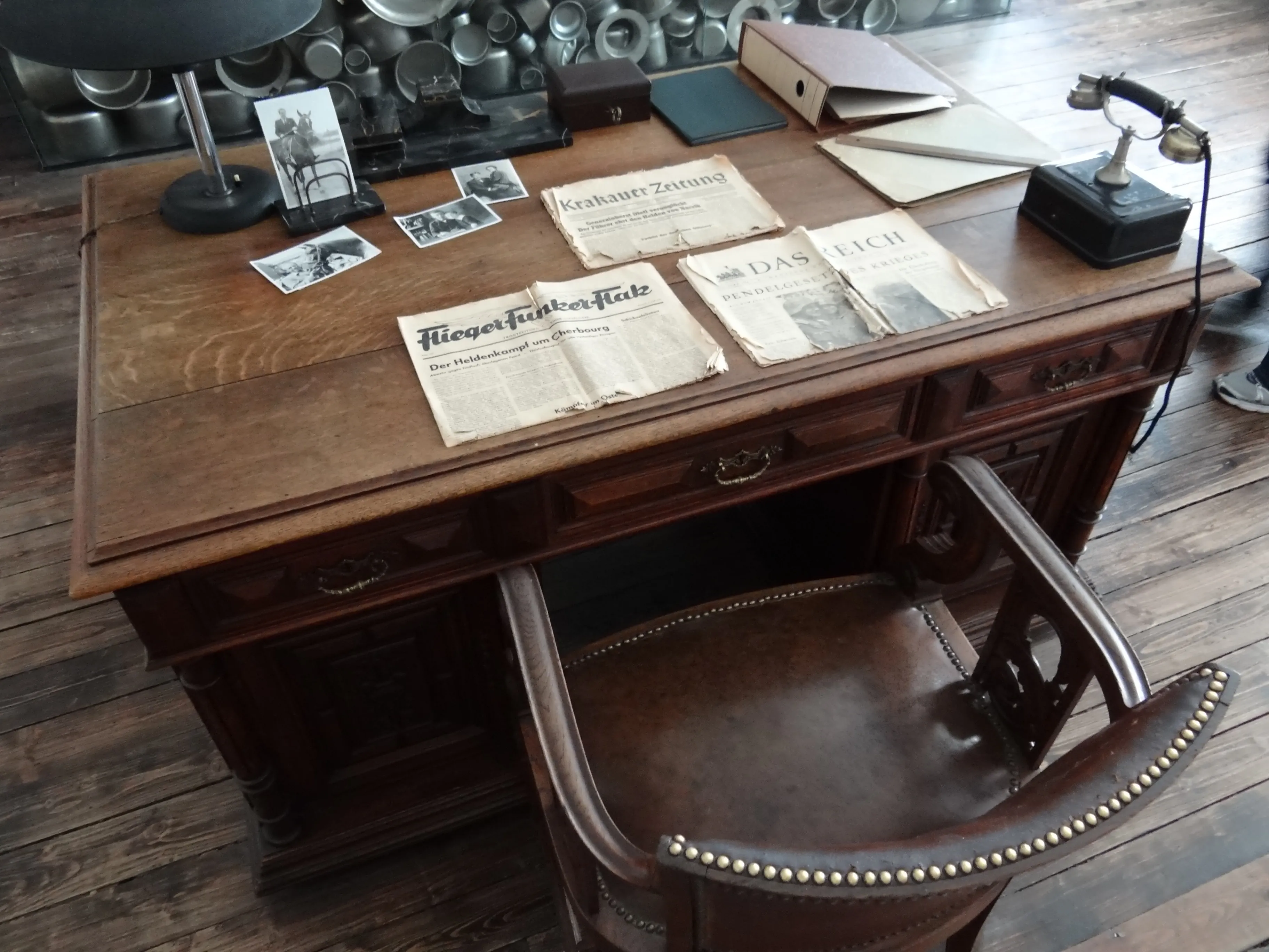 Oskar Schindler Desk Exhibit