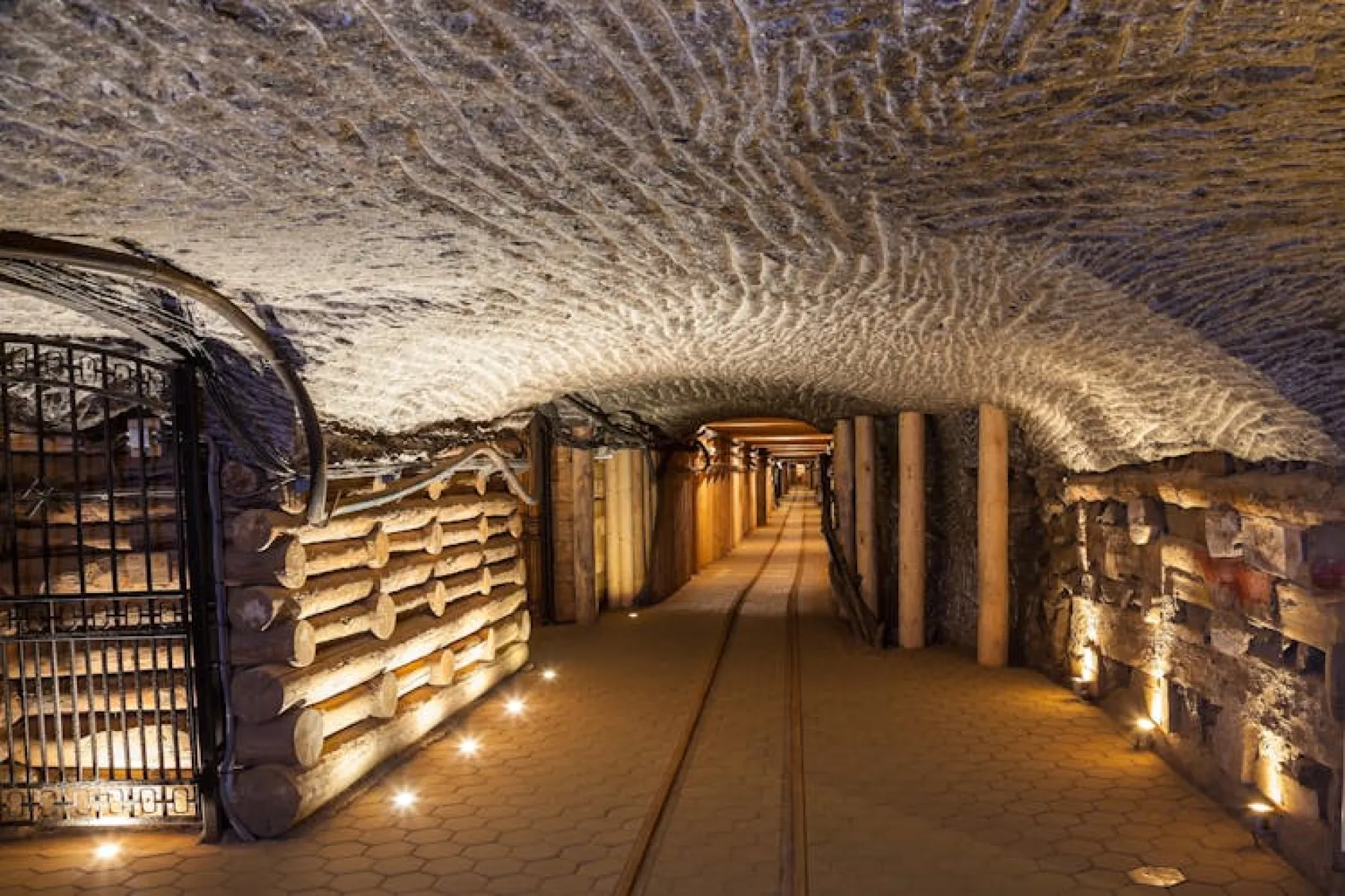 Wieliczka Salt Mine: Entry Ticket, Guided Tour + Transport