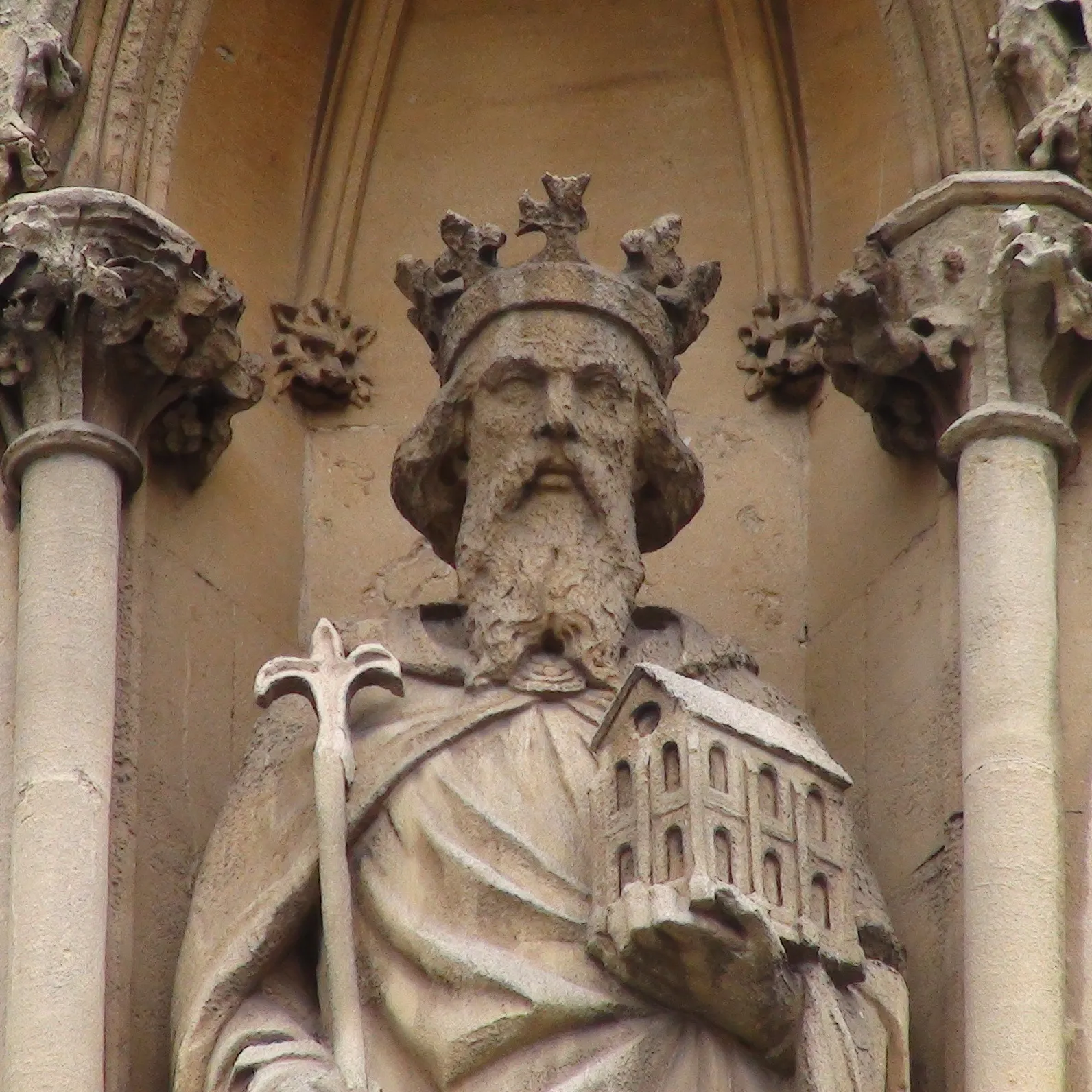 The Shrine of Edward the Confessor: Pilgrimage and Power