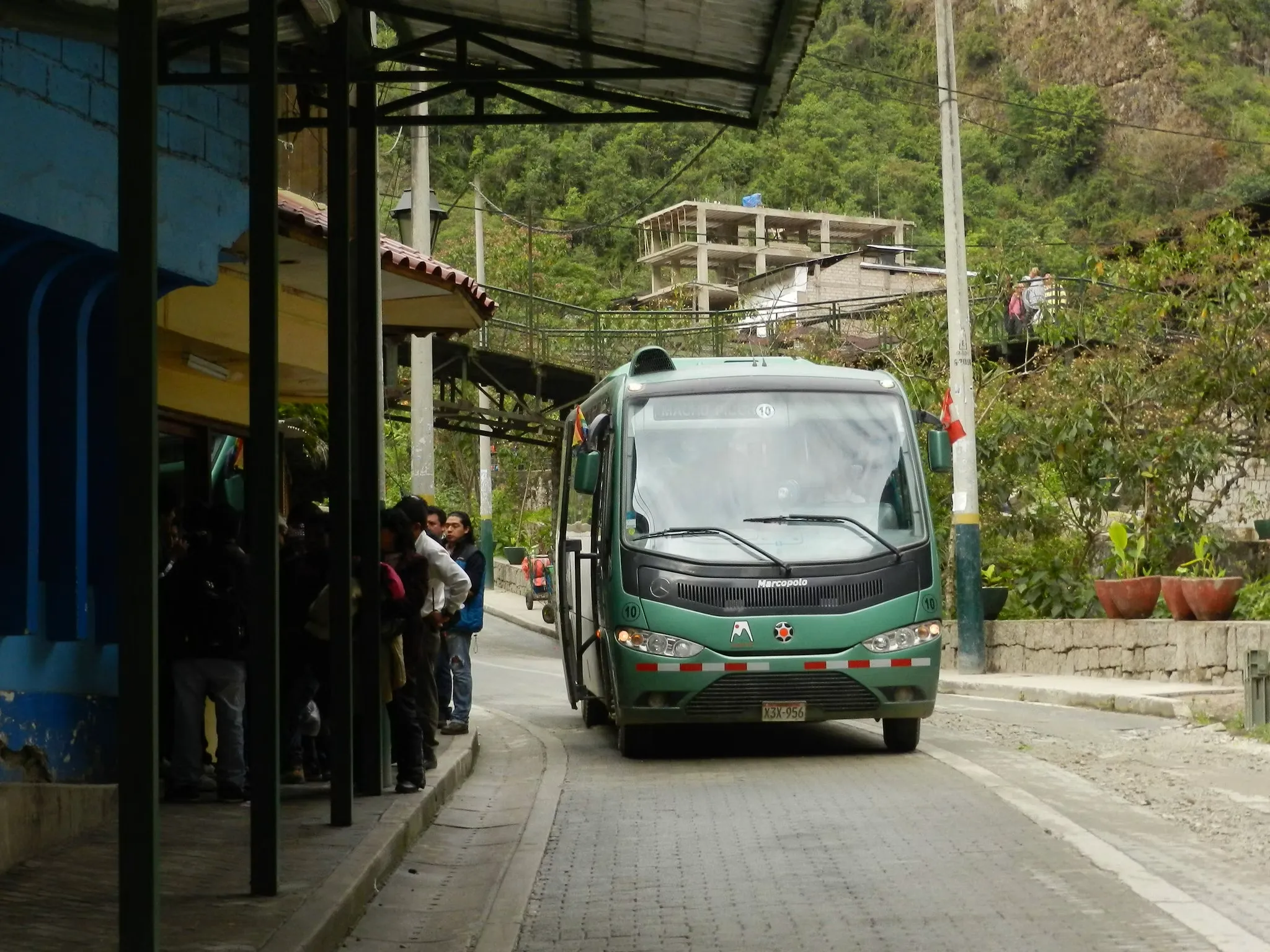 Bus route from Aguas Calientes to Machu Picchu