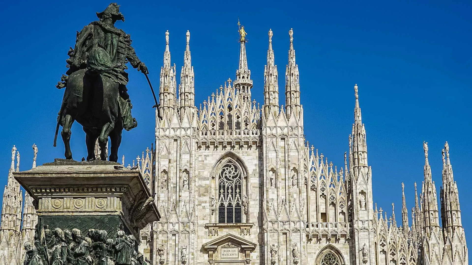 Milan Dome Horse Statue View