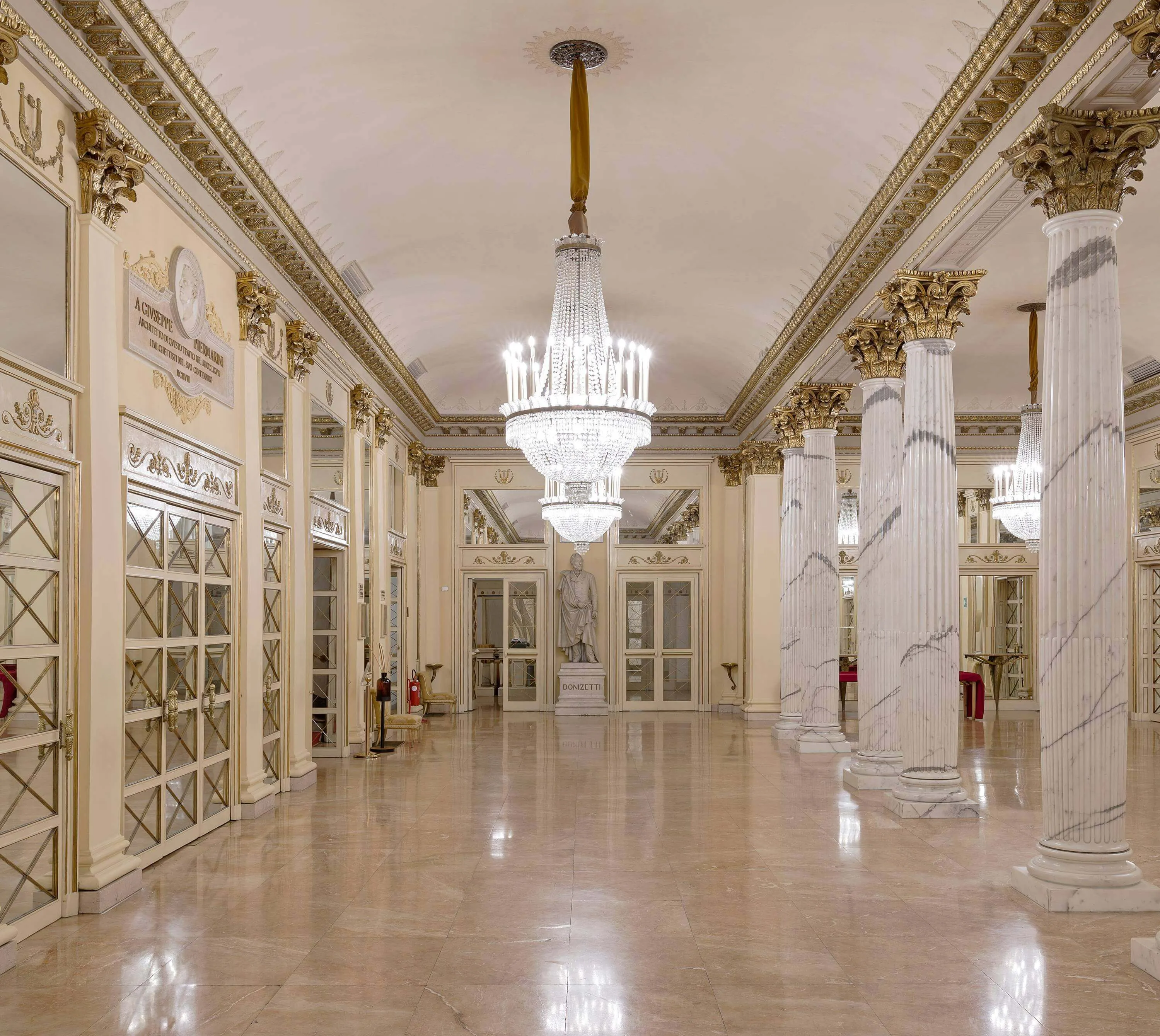 Foyer perspective with visitors