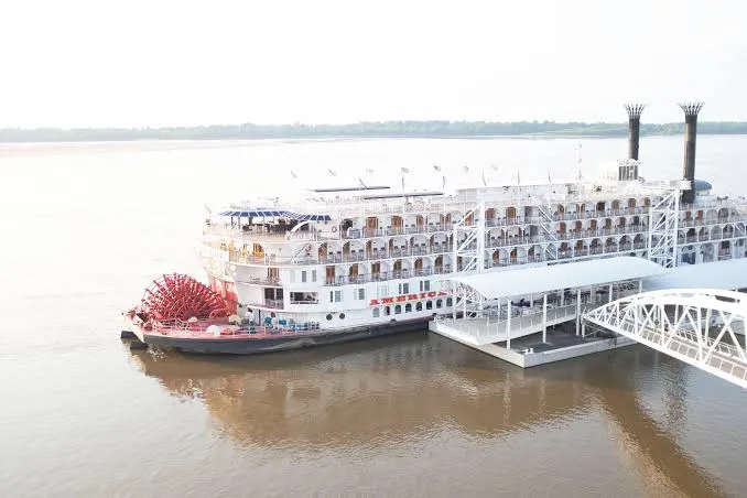 Why Paddle-Wheel Boats Look the Way They Do: A Design Walkthrough