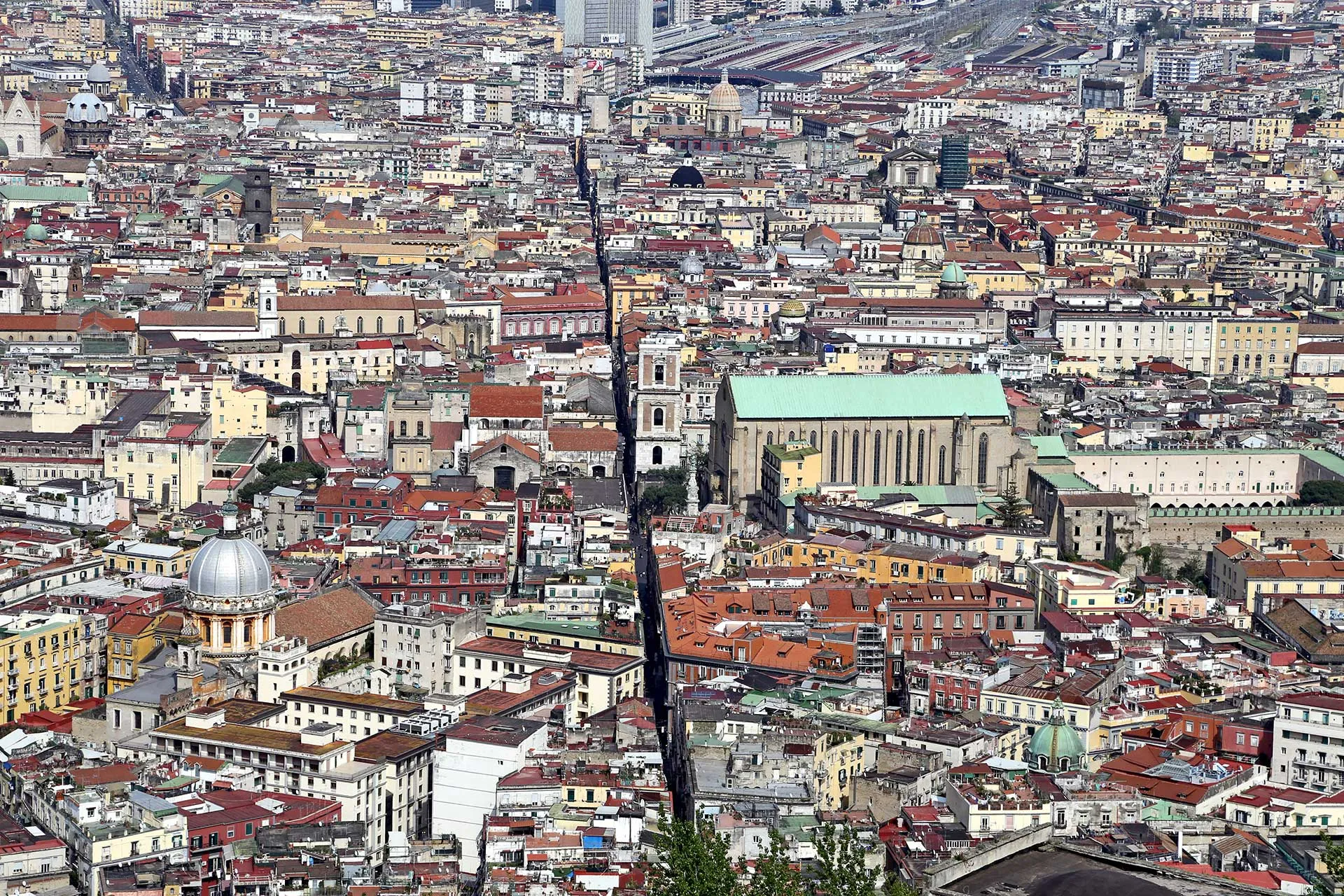 Spaccanapoli street view