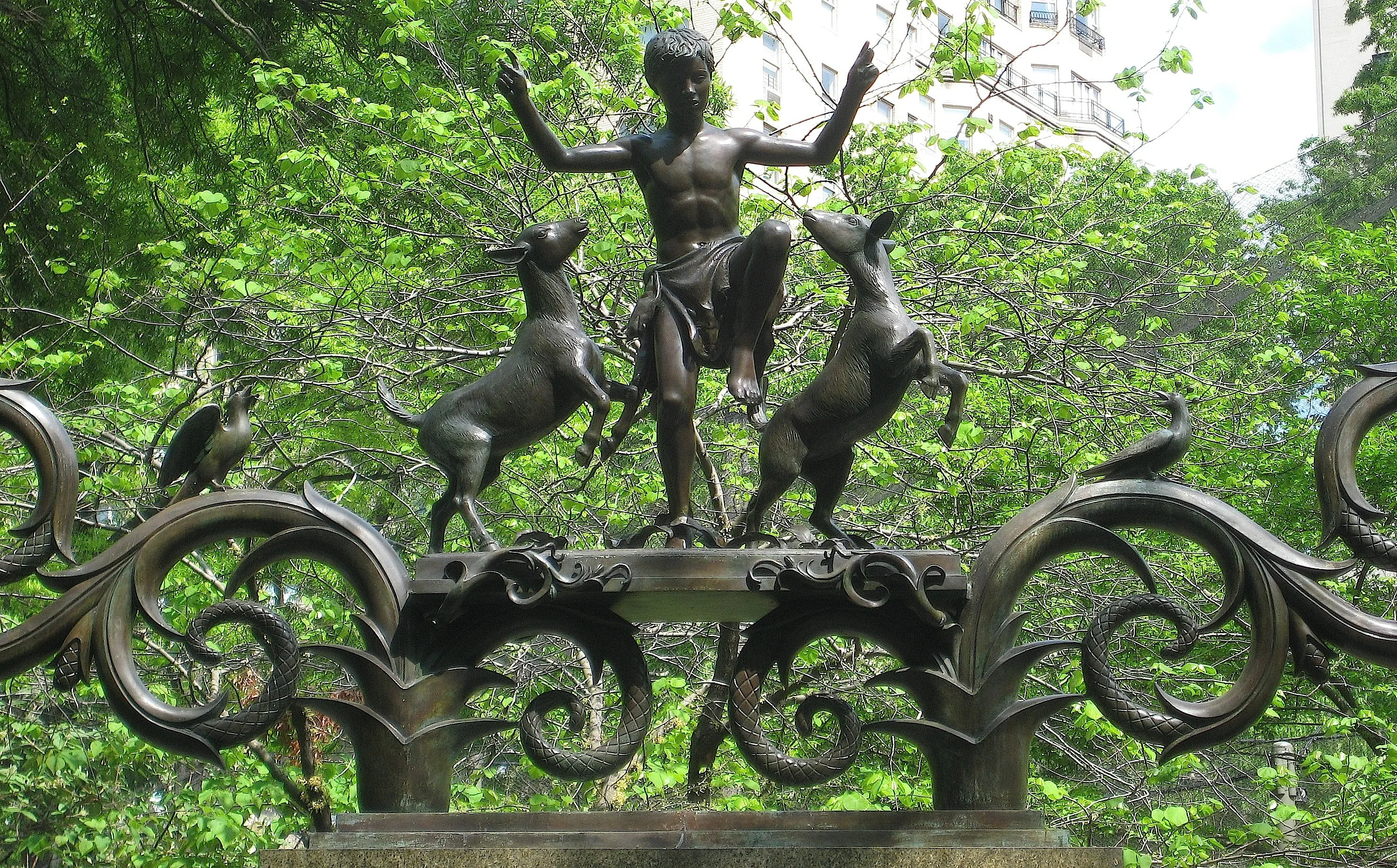 Tisch Children’s Zoo: Hands-On Fun for Little Explorers