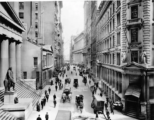 Wall Street financial district in 1911