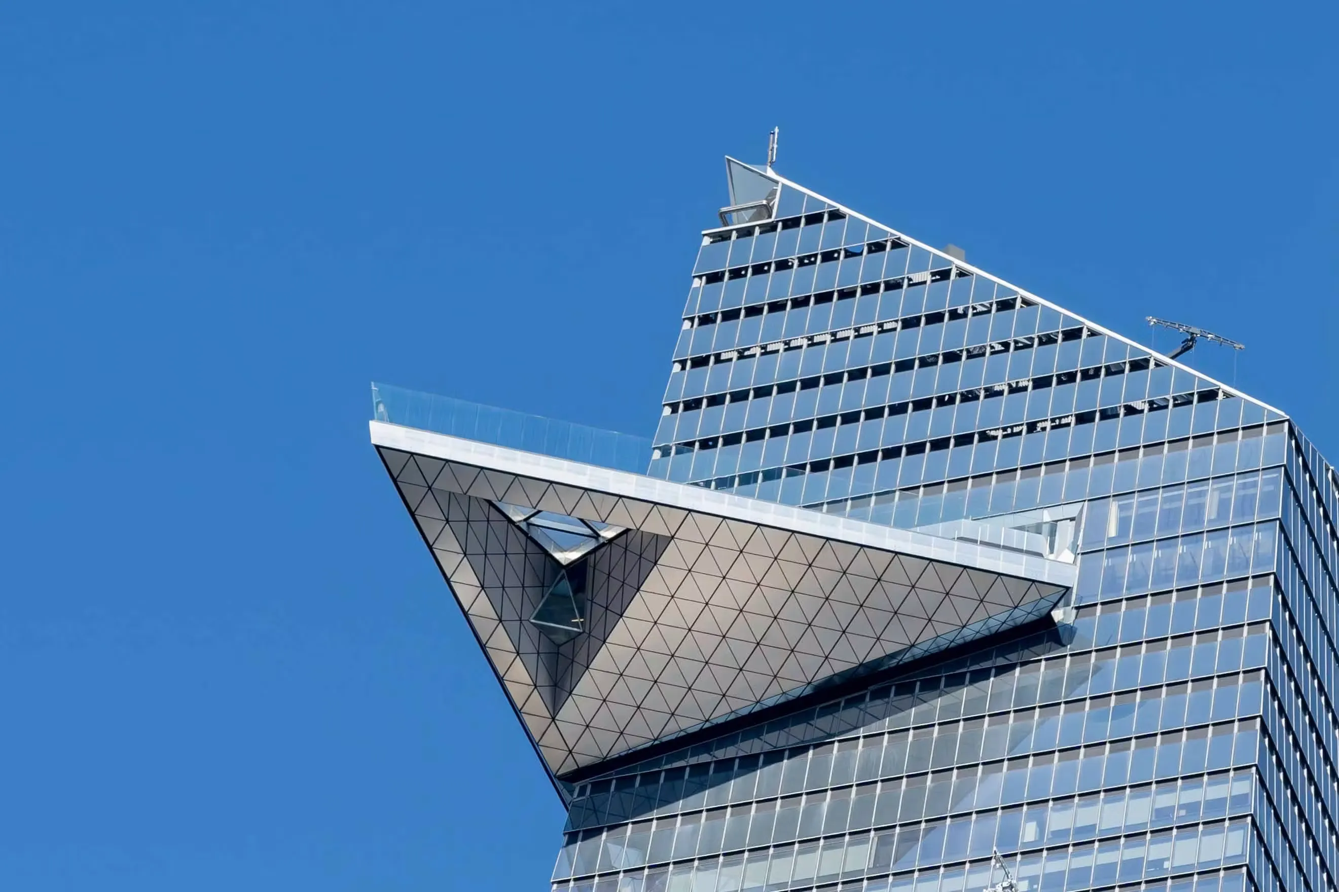 Edge NYC for Thrill Seekers: Story, Strategy, and Fear-Free Tips